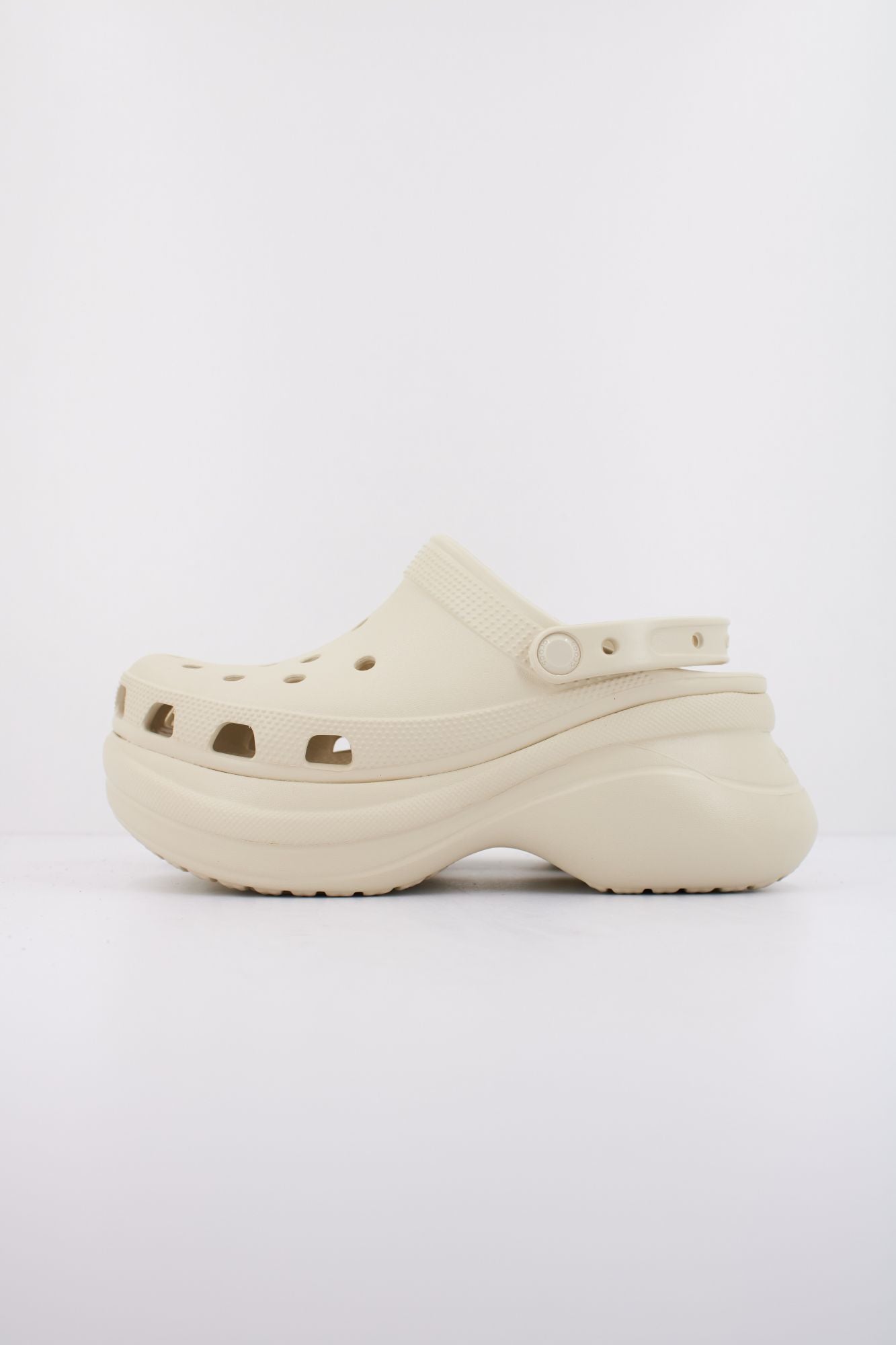 CROCS BAE CLOG en color BEIS (1)