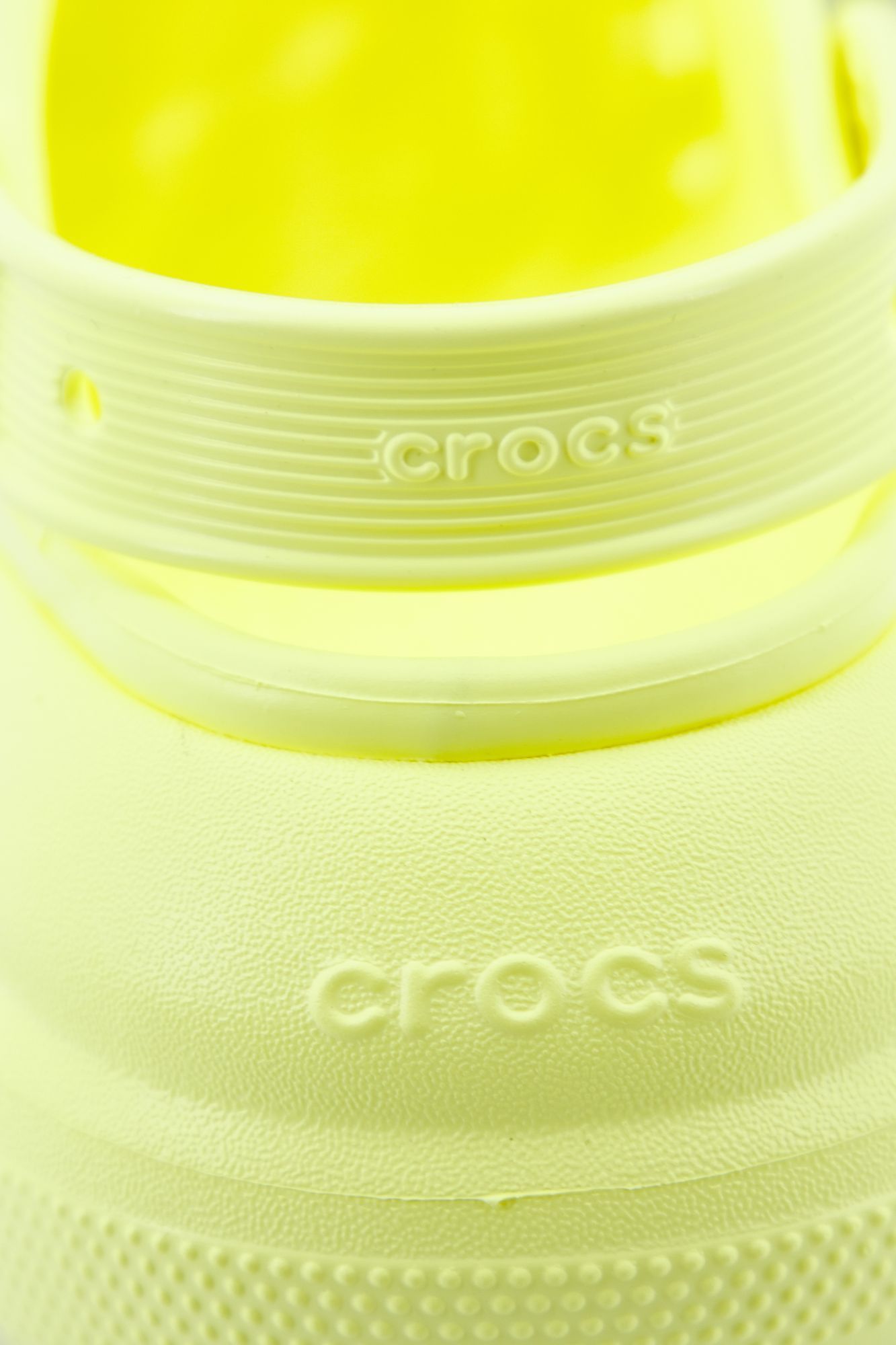 CROCS CRUSH CLOG en color AMARILLO (4)