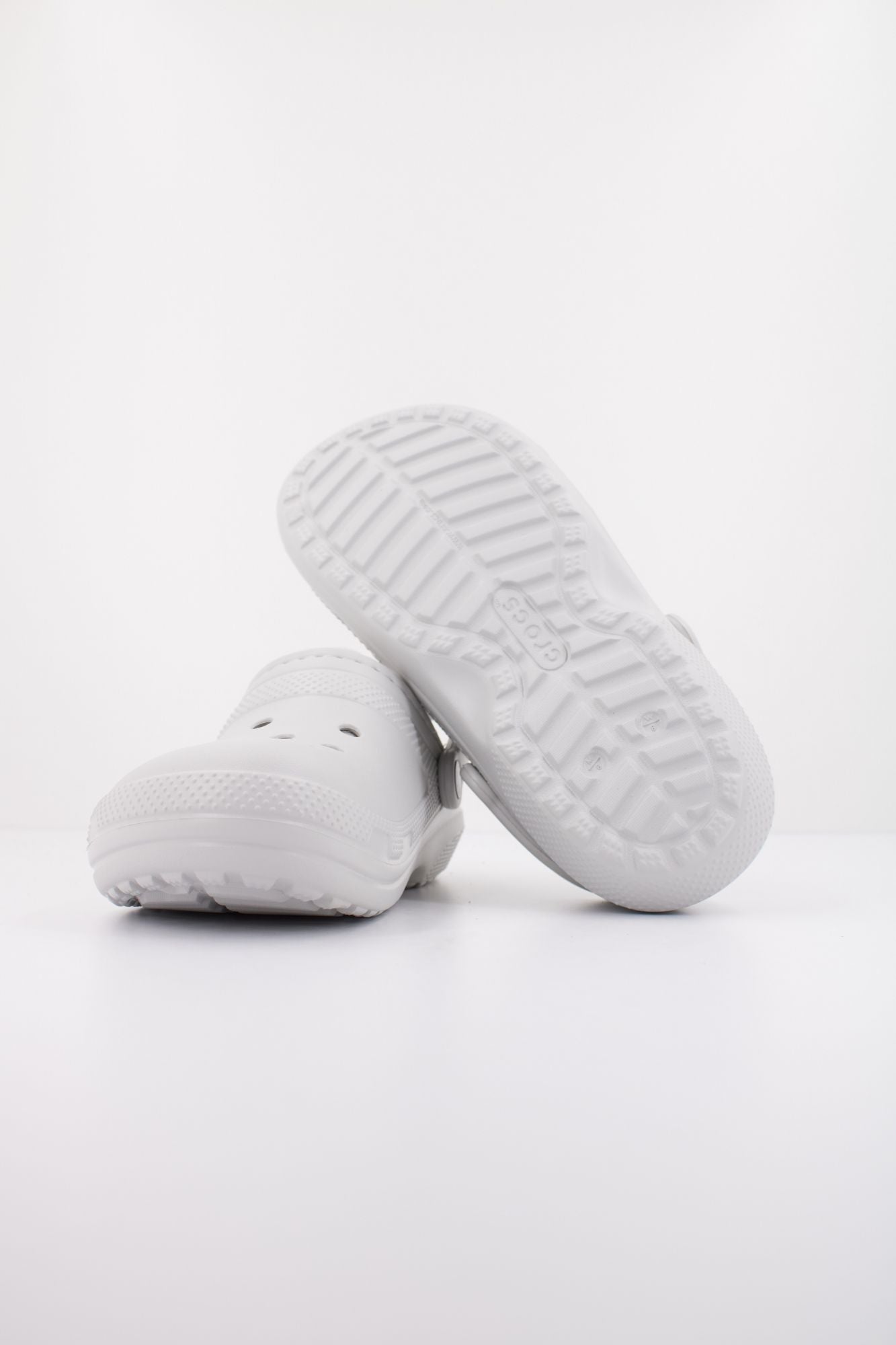 CROCS CLASSIC LINED CLOG en color GRIS (5)