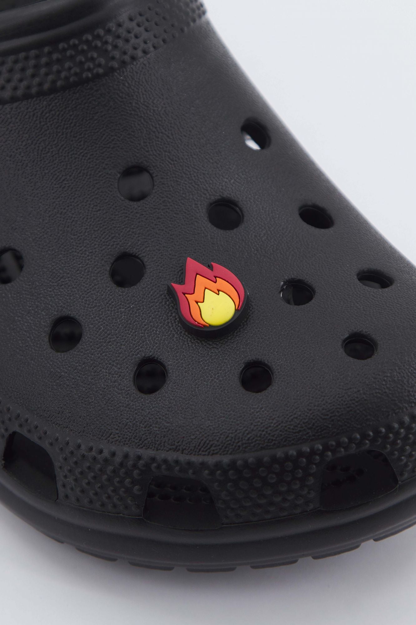 CROCS JIBBITZ FIRE en color MULTICOLOR (3)