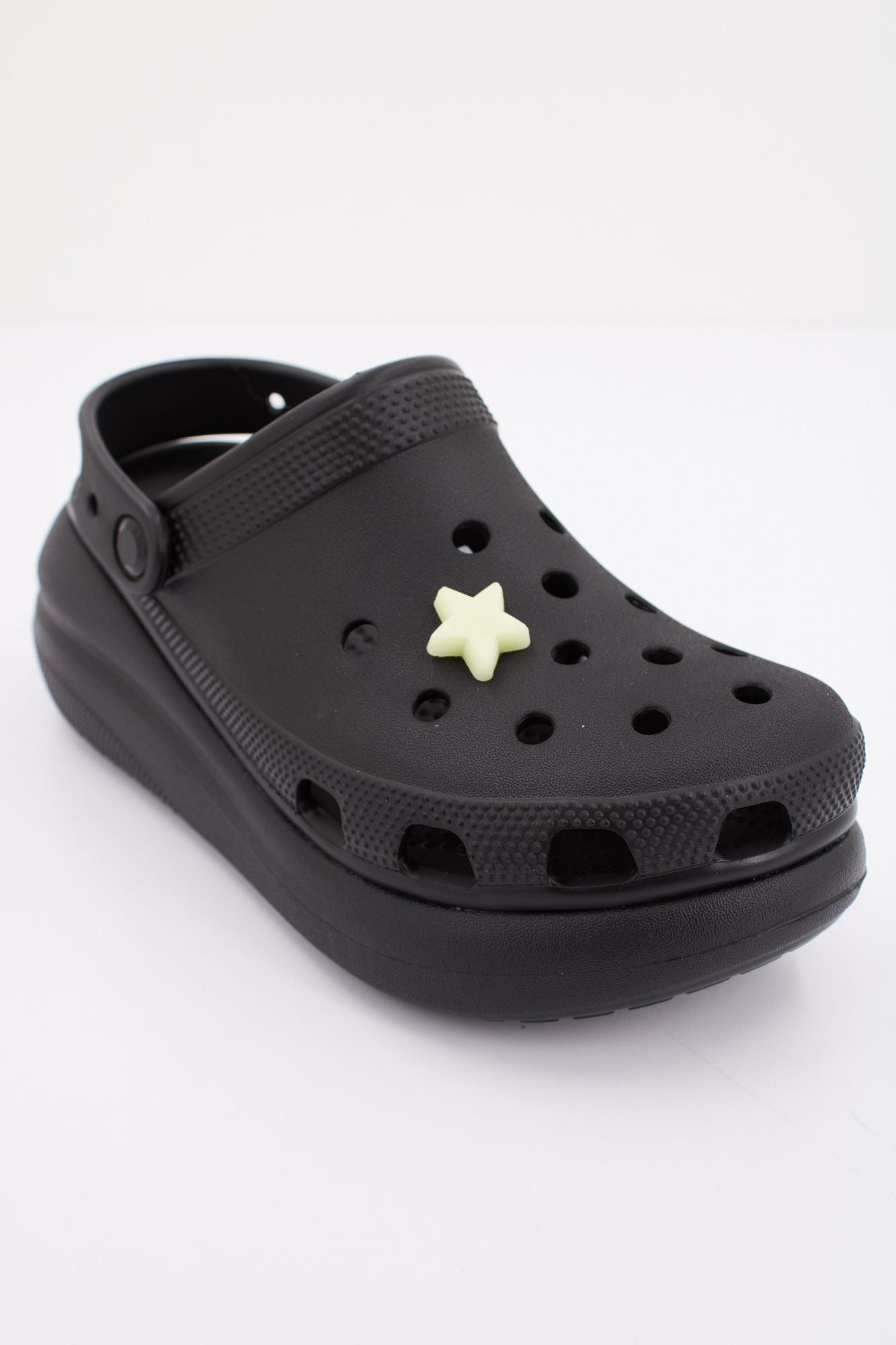 CROCS ESTRELLA QUE BRILLA EN LA OSCURIDAD en color AMARILLO (3)