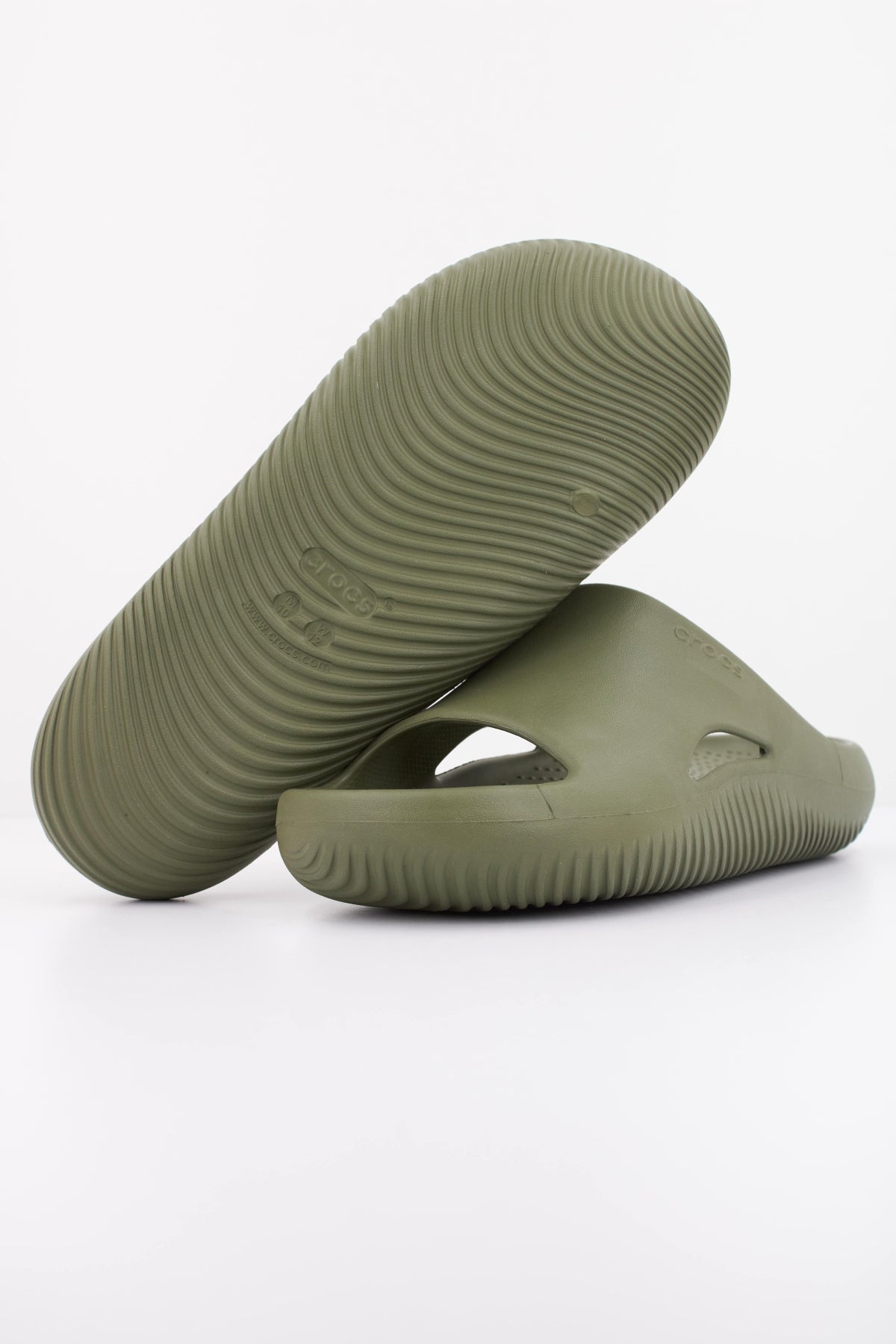 CROCS MELLOW RECOVERY SLIDE en color VERDE (5)