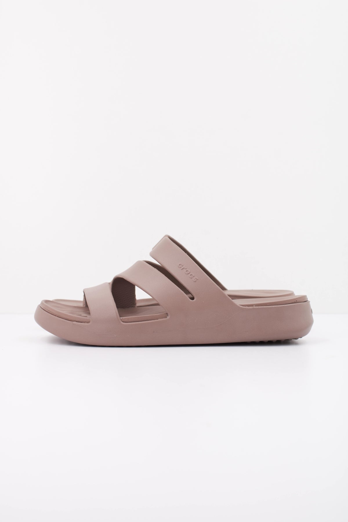 CROCS GETAWAY STRAPPY en color MARRON (1)