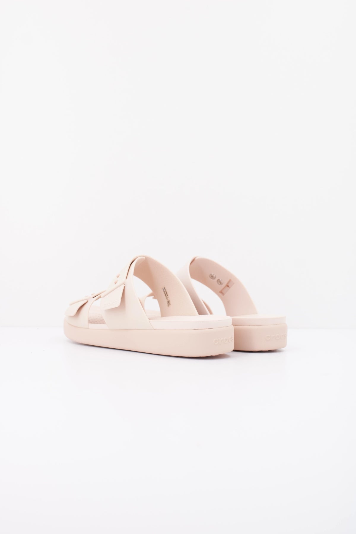 CROCS BROOKLYN BUCKLE en color ROSA (4)