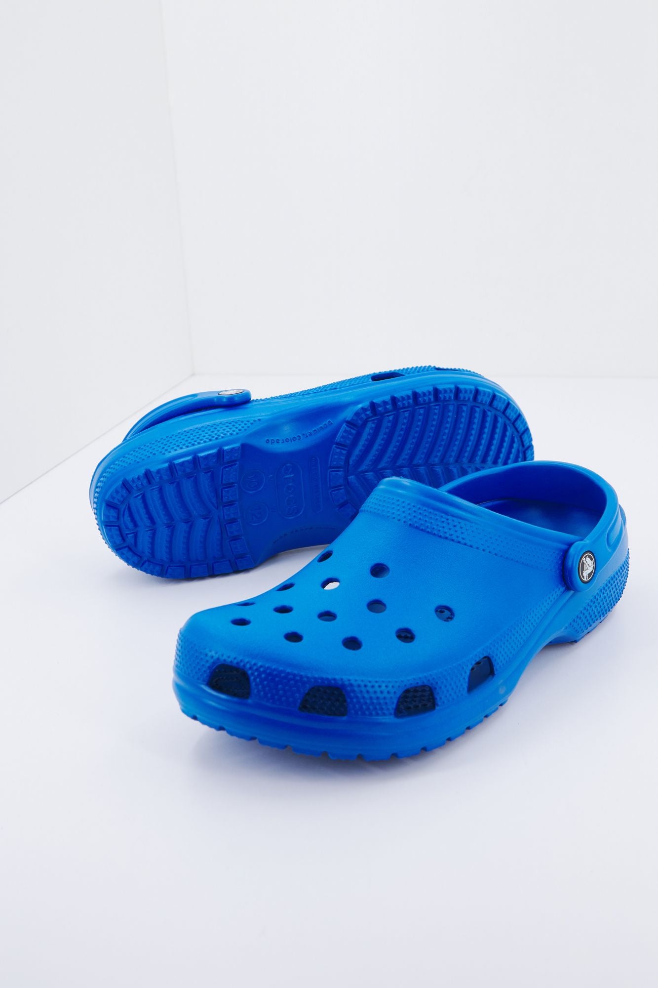 CROCS CLASSIC U en color AZUL (1)