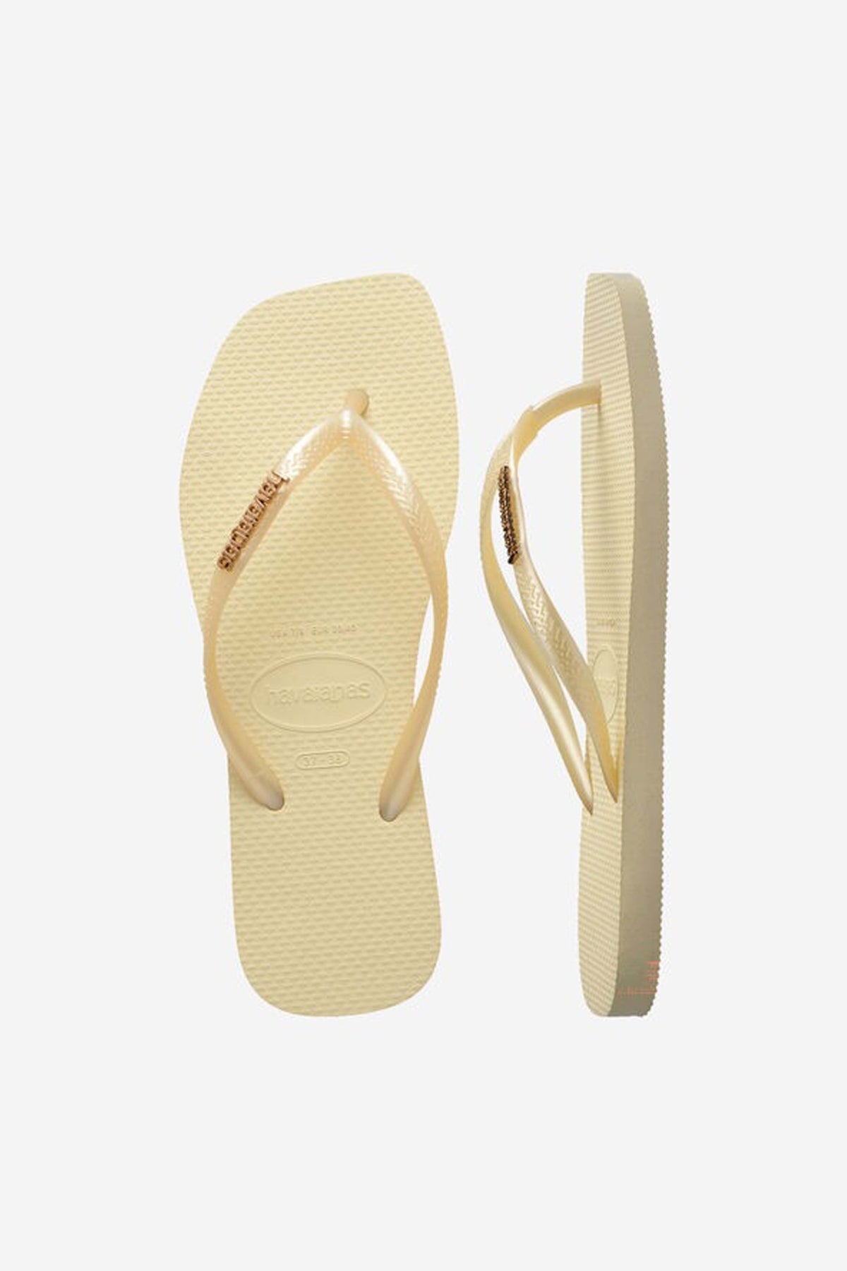 HAVAIANAS SQUARE LOGO METALLIC en color BEIS (3)