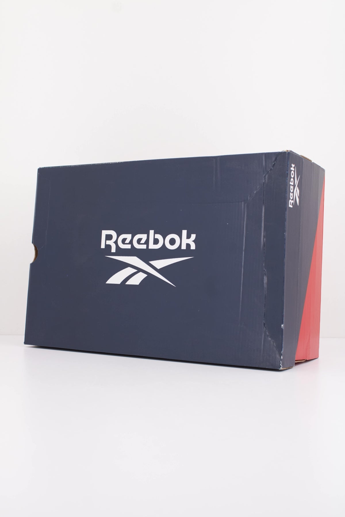 REEBOK CLASSIC LEATHER en color BLANCO (6)