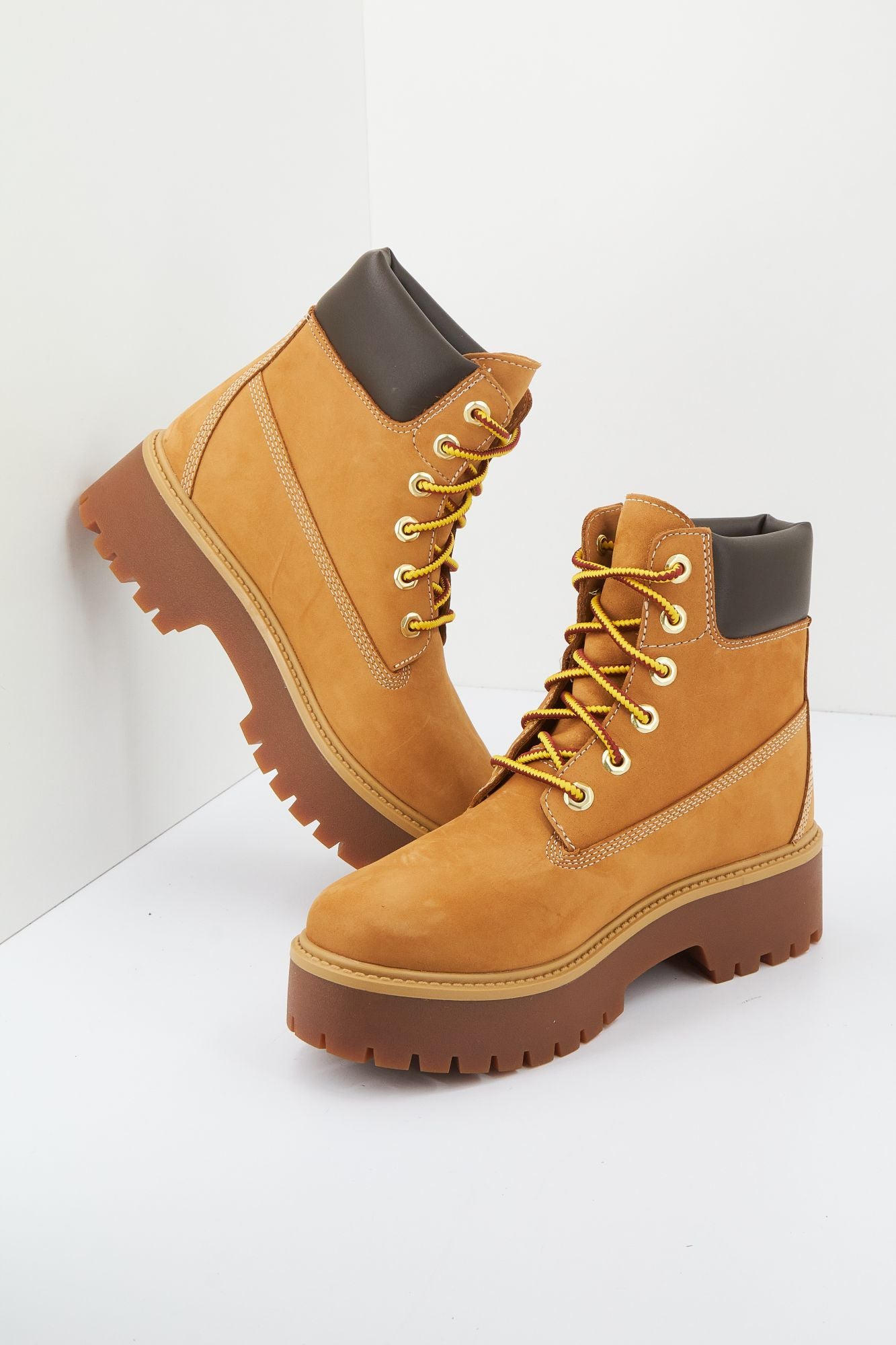 TIMBERLAND STONE STREET en color MARRON (4)