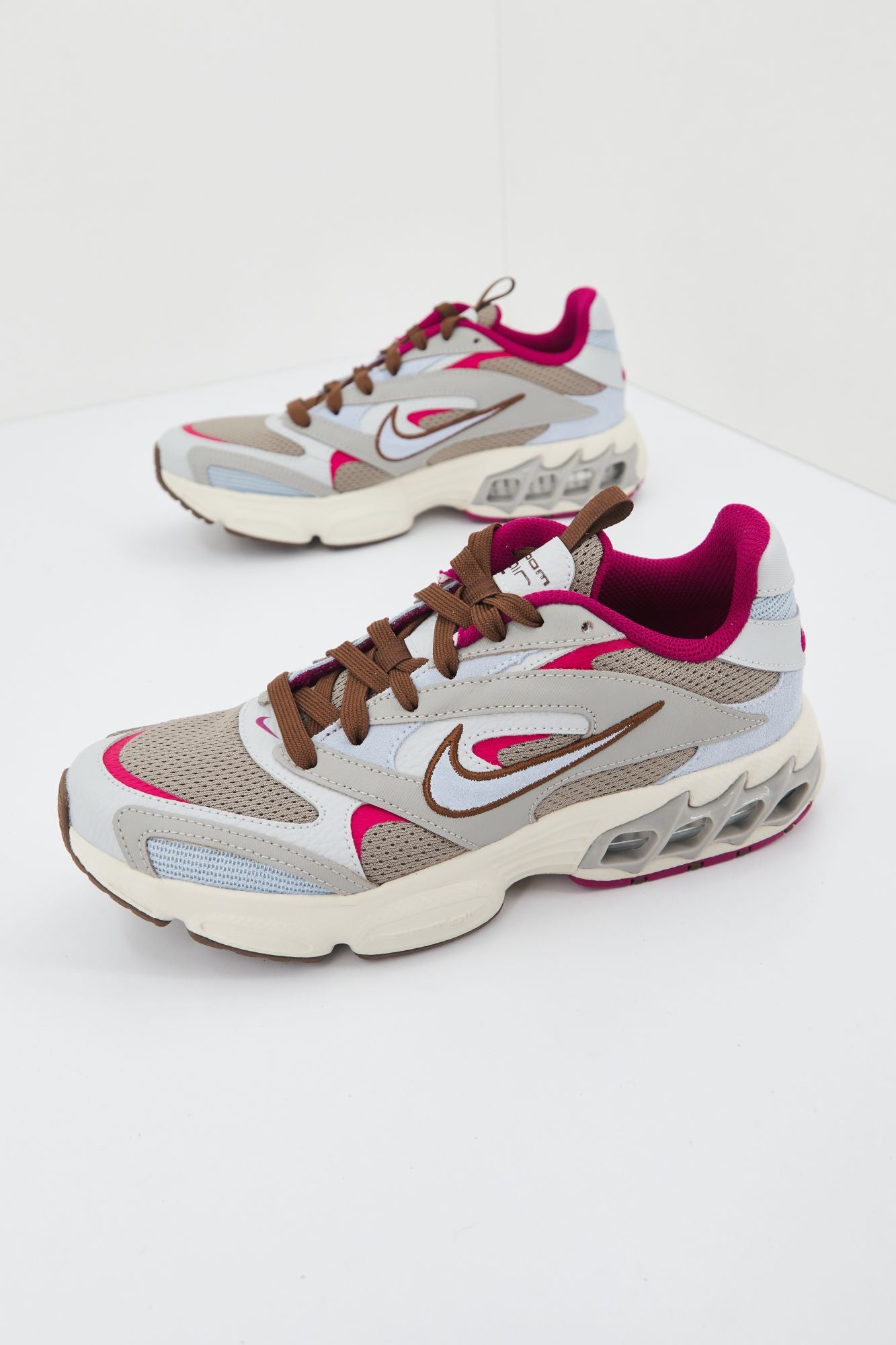 NIKE AIR ZOOM FIRE HO22 en color AZUL (1)