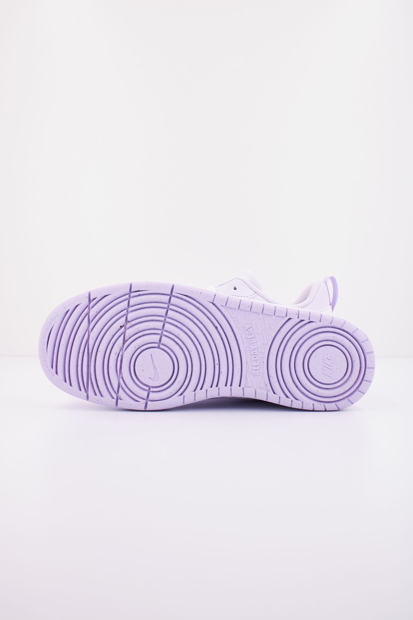 NIKE BOROUGH LOW RECRA en color VIOLETA (4)