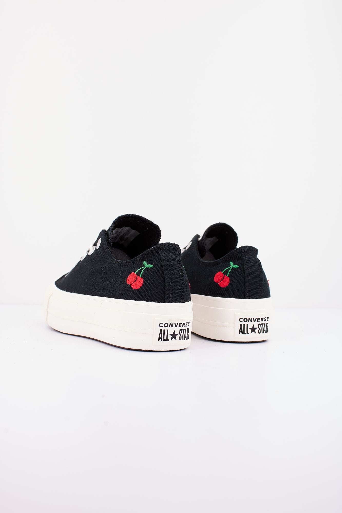 CONVERSE CHUCK TAYLOR ALL STAR LIFT PLATFORM CHERRIES en color NEGRO (3)