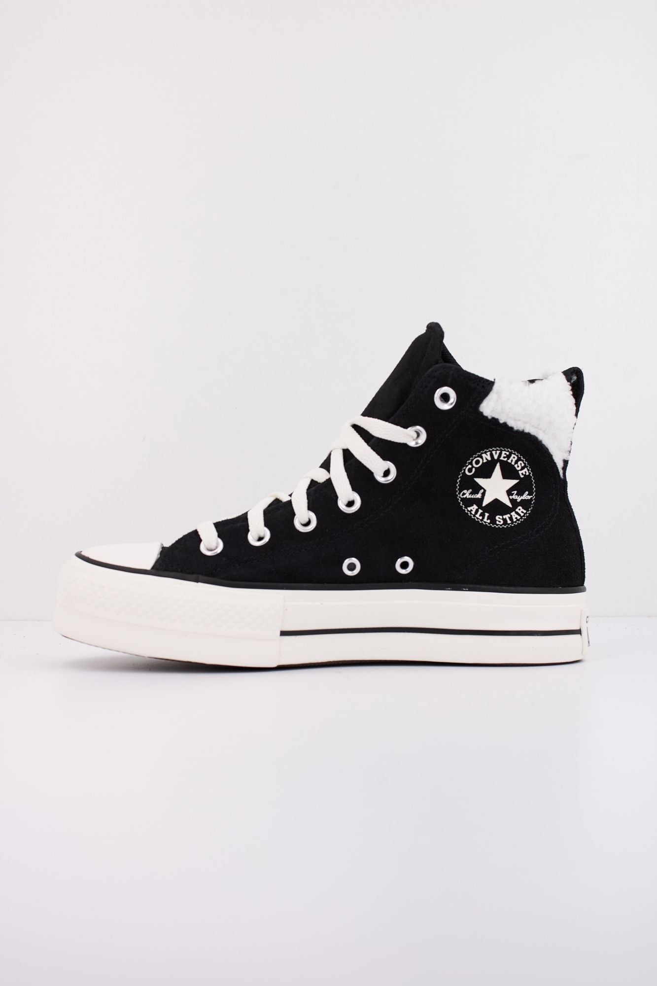 CONVERSE CHUCK TAYLOR ALL STAR PUFF LIFT HI en color NEGRO (1)