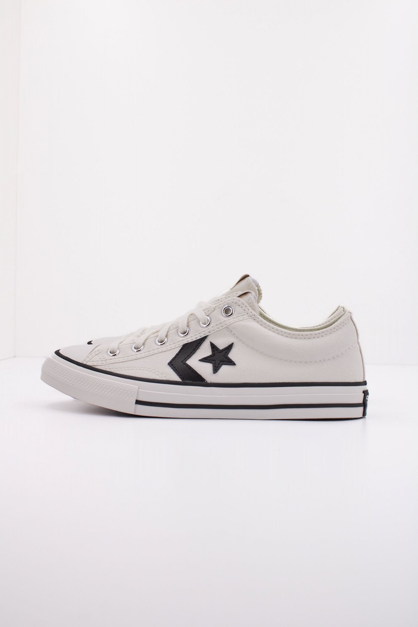 CONVERSE STAR PLAYER 76 en color BLANCO (1)
