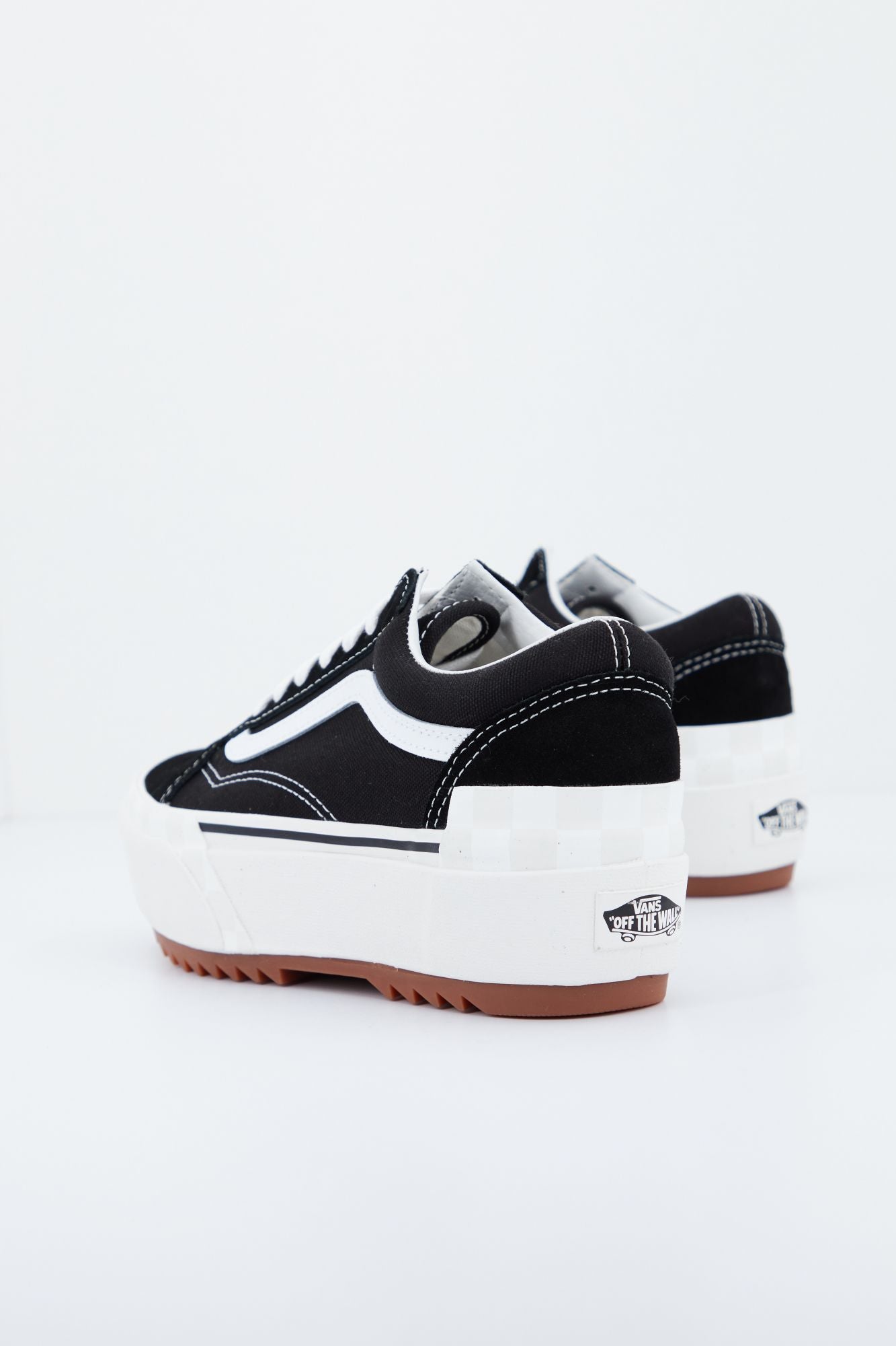 VANS UA OLD SKOOL STACKED en color NEGRO (2)