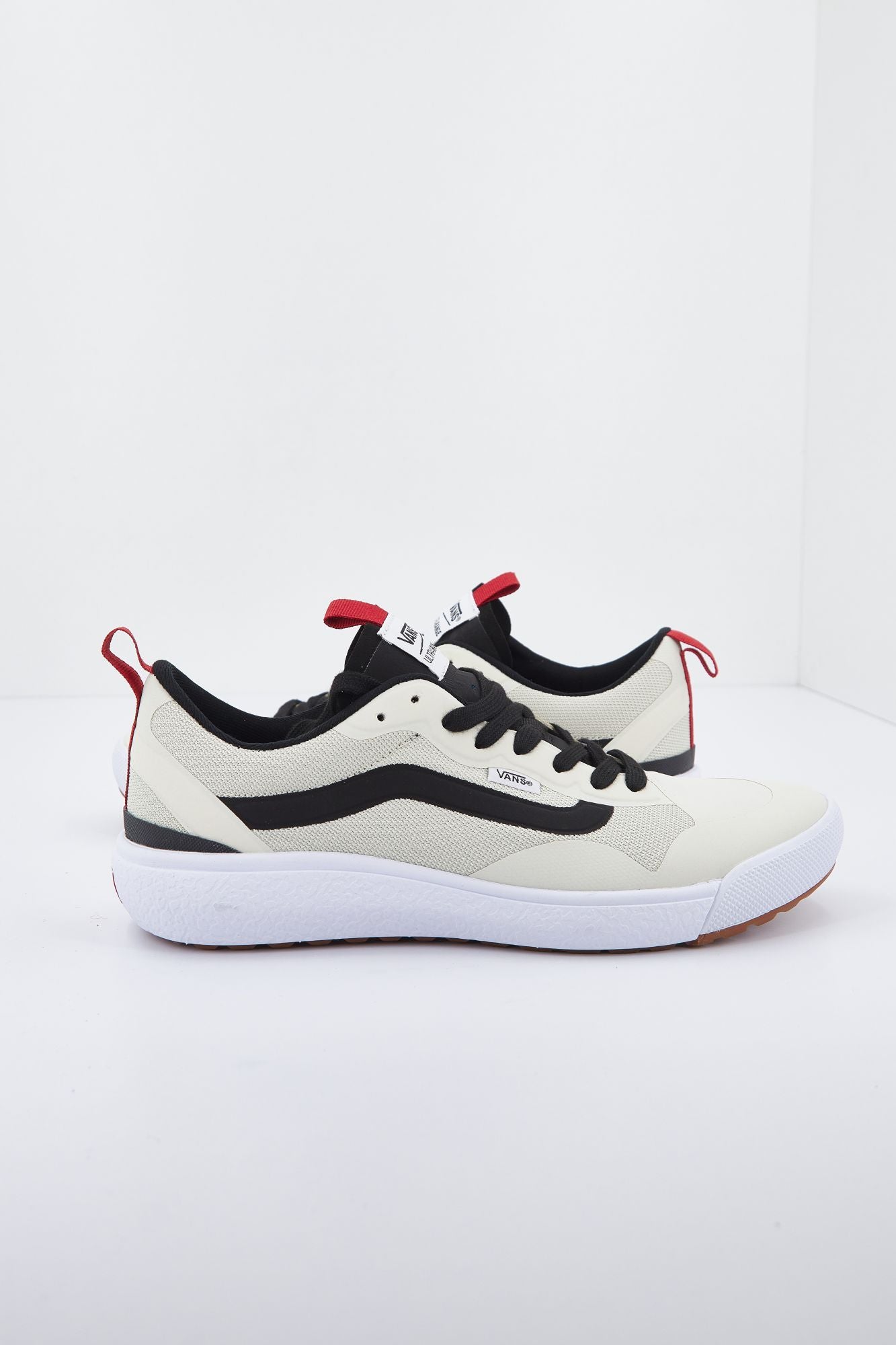 VANS VN0A4U1KBWI1 en color BEIS (3)