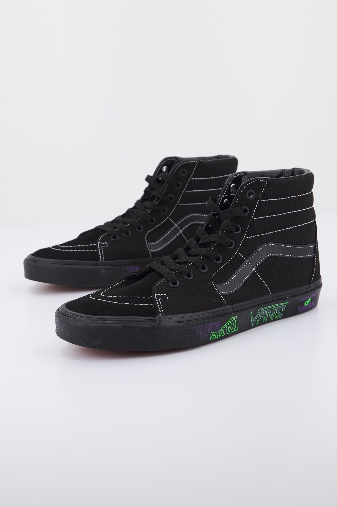 VANS UA SK8-HI en color NEGRO (2)