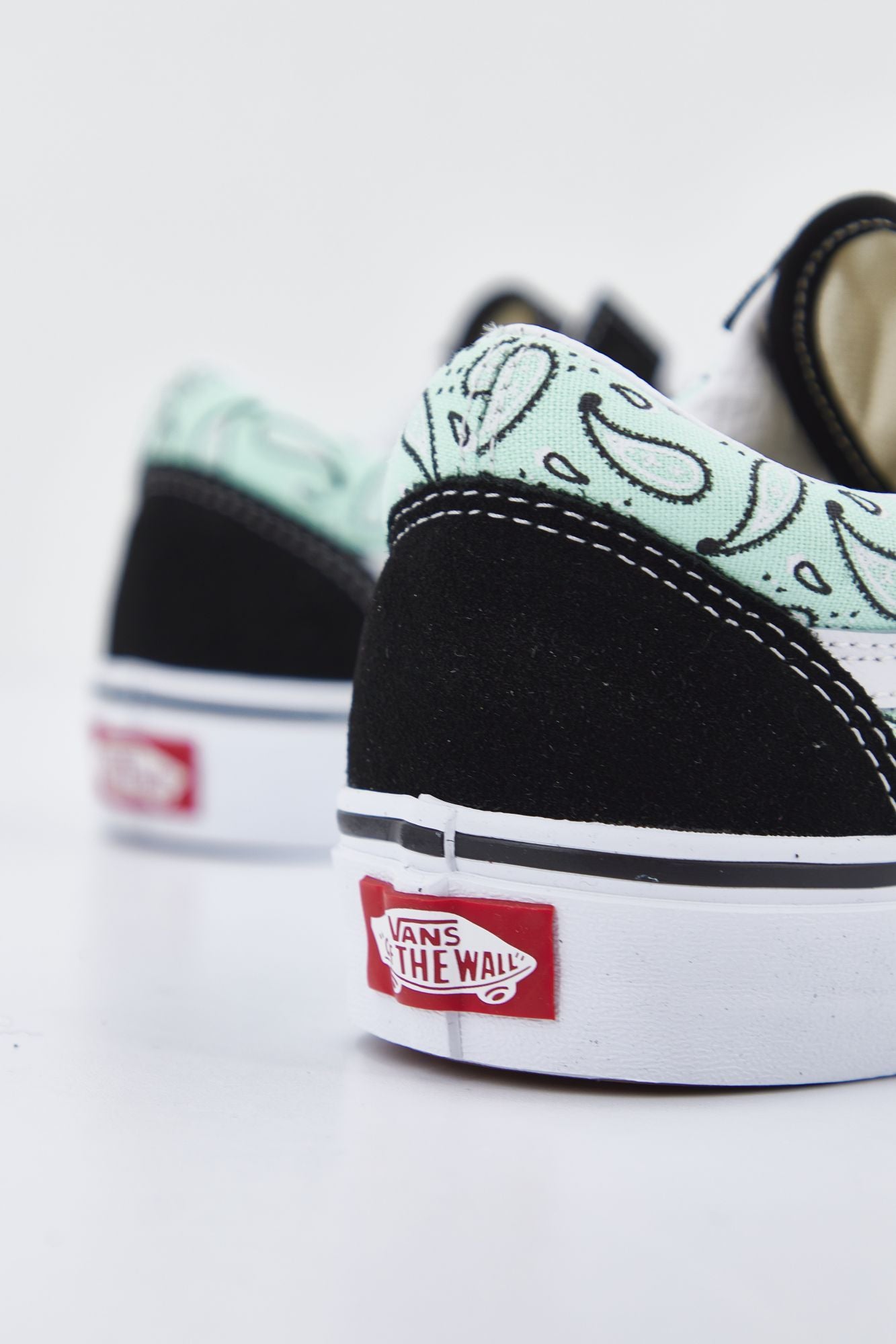 VANS UA OLD SKOOL en color VERDE (4)