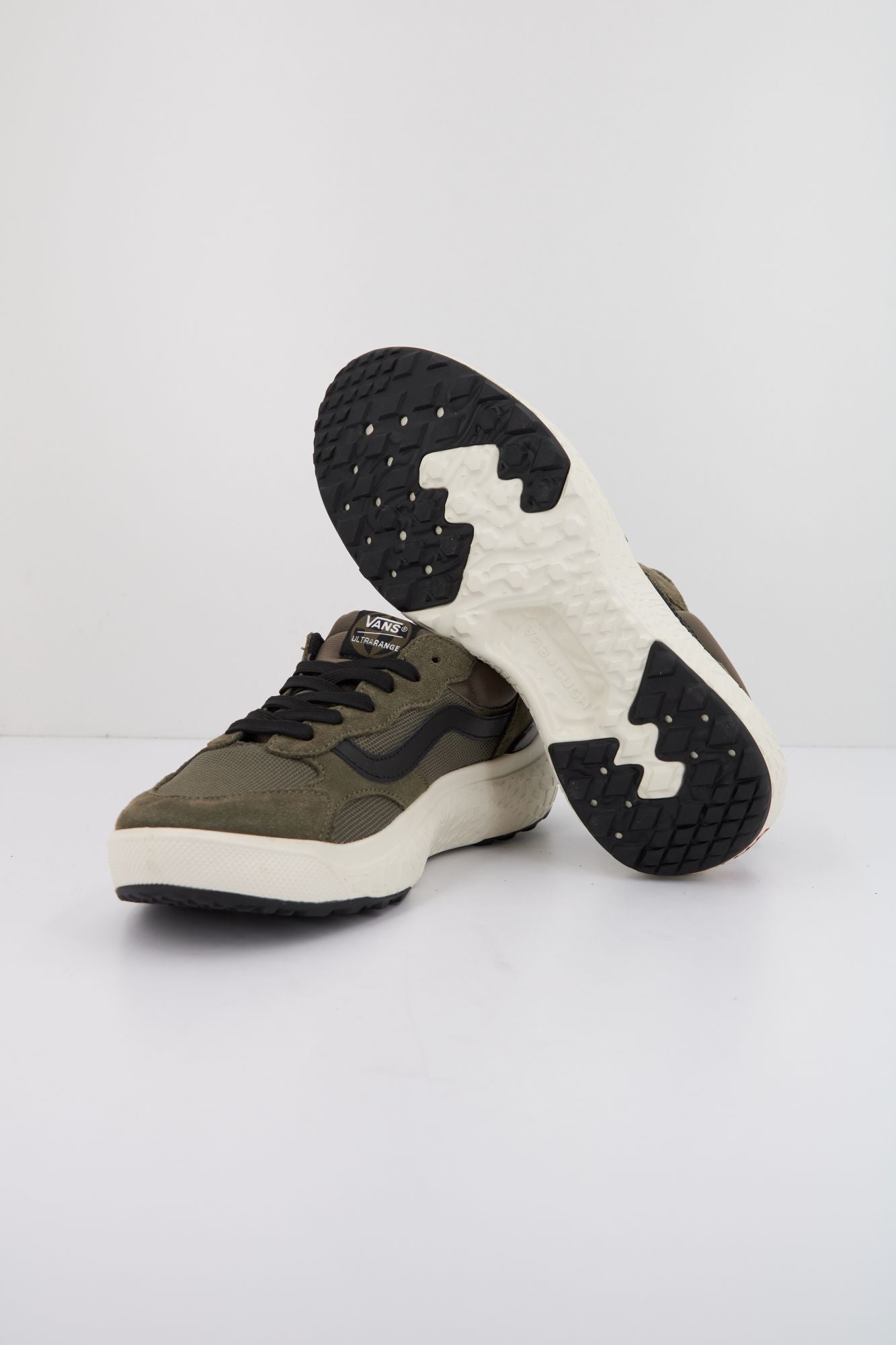 VANS ULTRARANGE NEO VR3 en color VERDE (4)