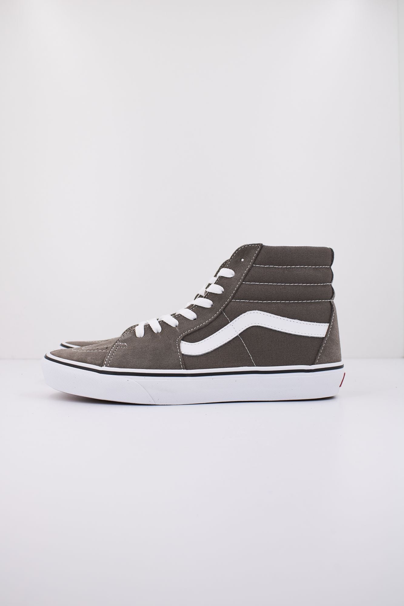 VANS SK8-HI en color BEIS (1)