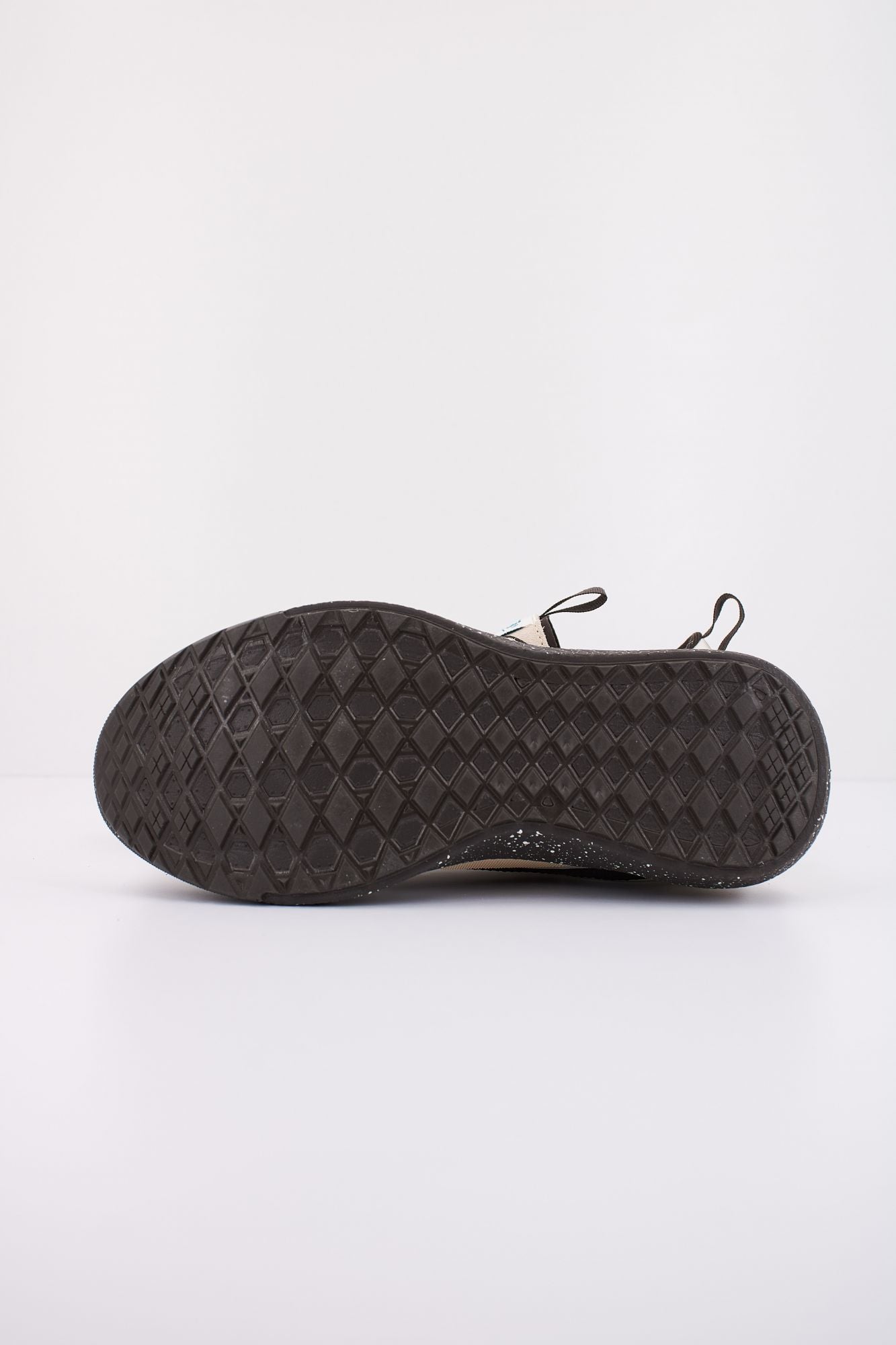 VANS MTE ULTRARANGE EXO SE en color BEIS (5)