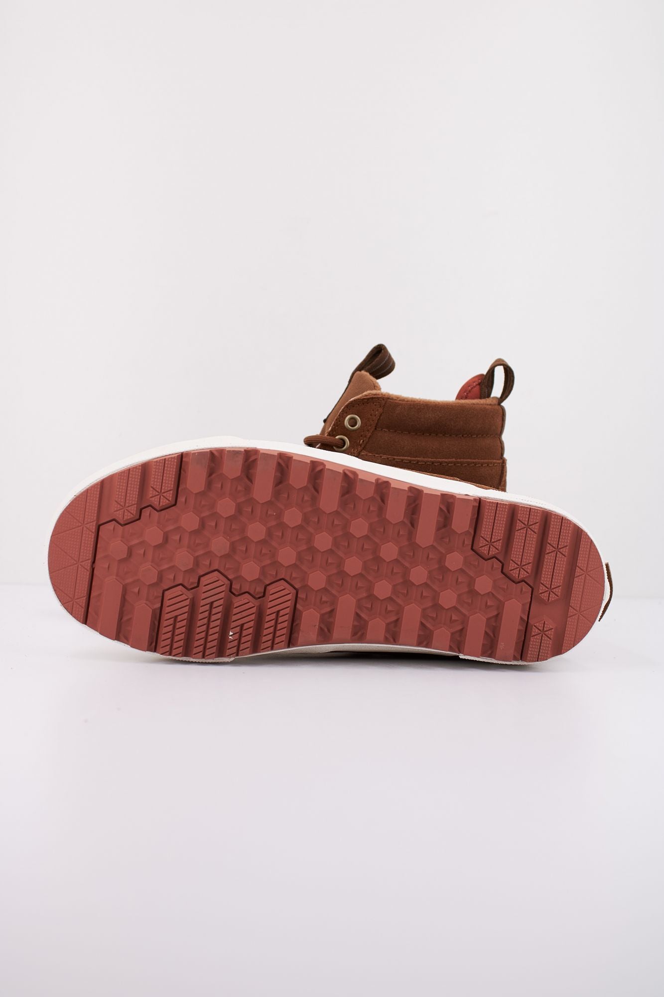 VANS MTE SK8-HI WATERPROOF en color MARRON (5)