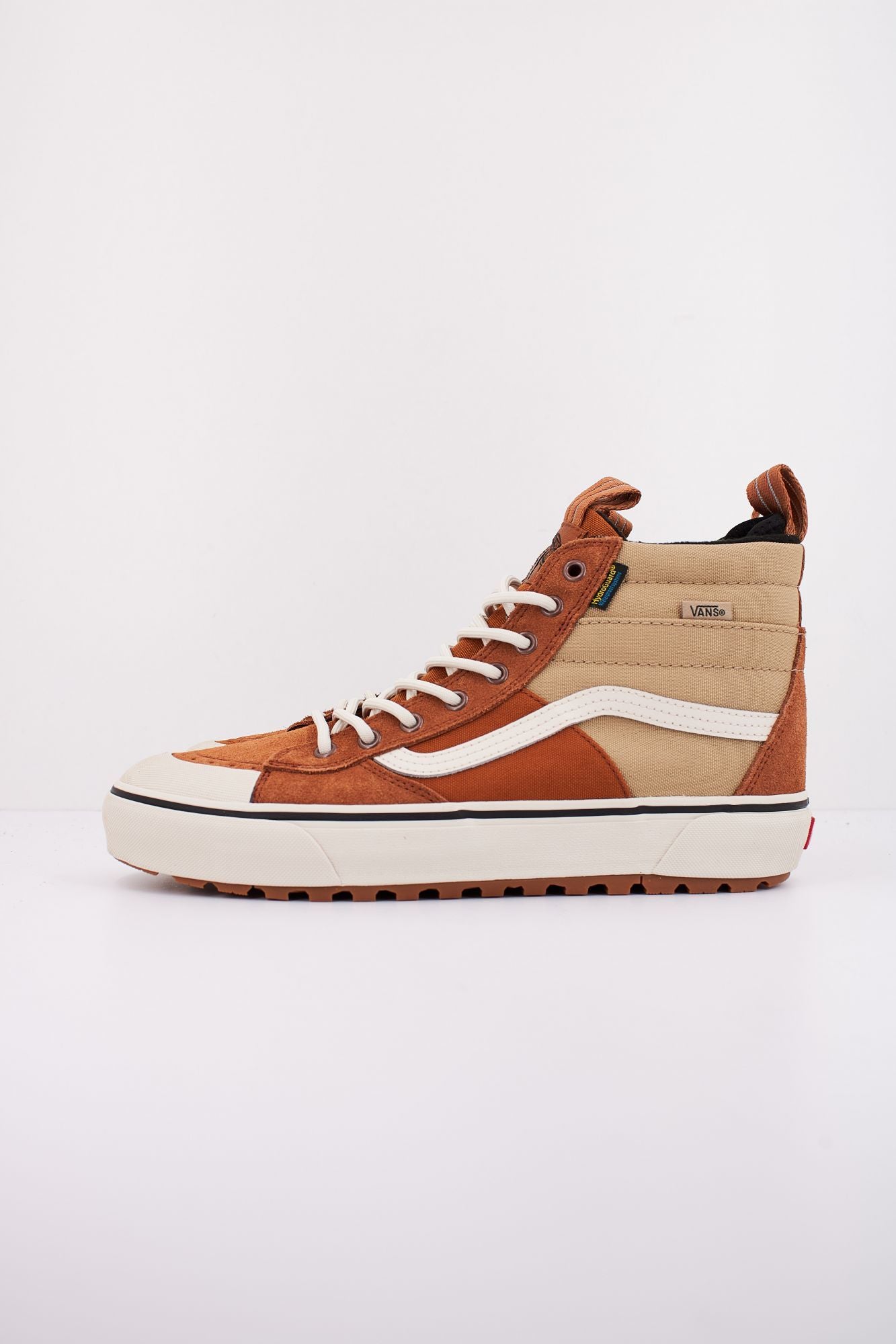 VANS MTE SK8-HI WATERPROOF en color MARRON (1)