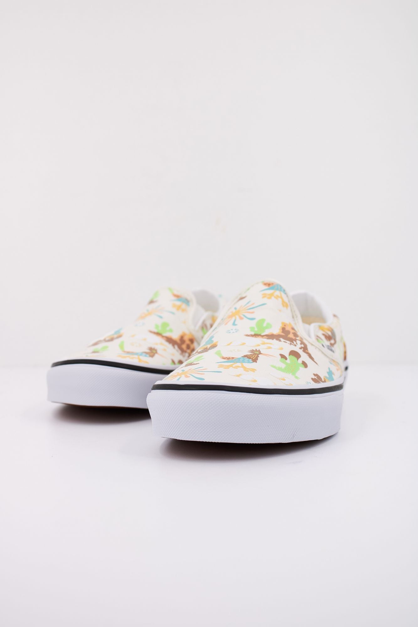 VANS CLASSIC SLIP-ON en color BLANCO (2)