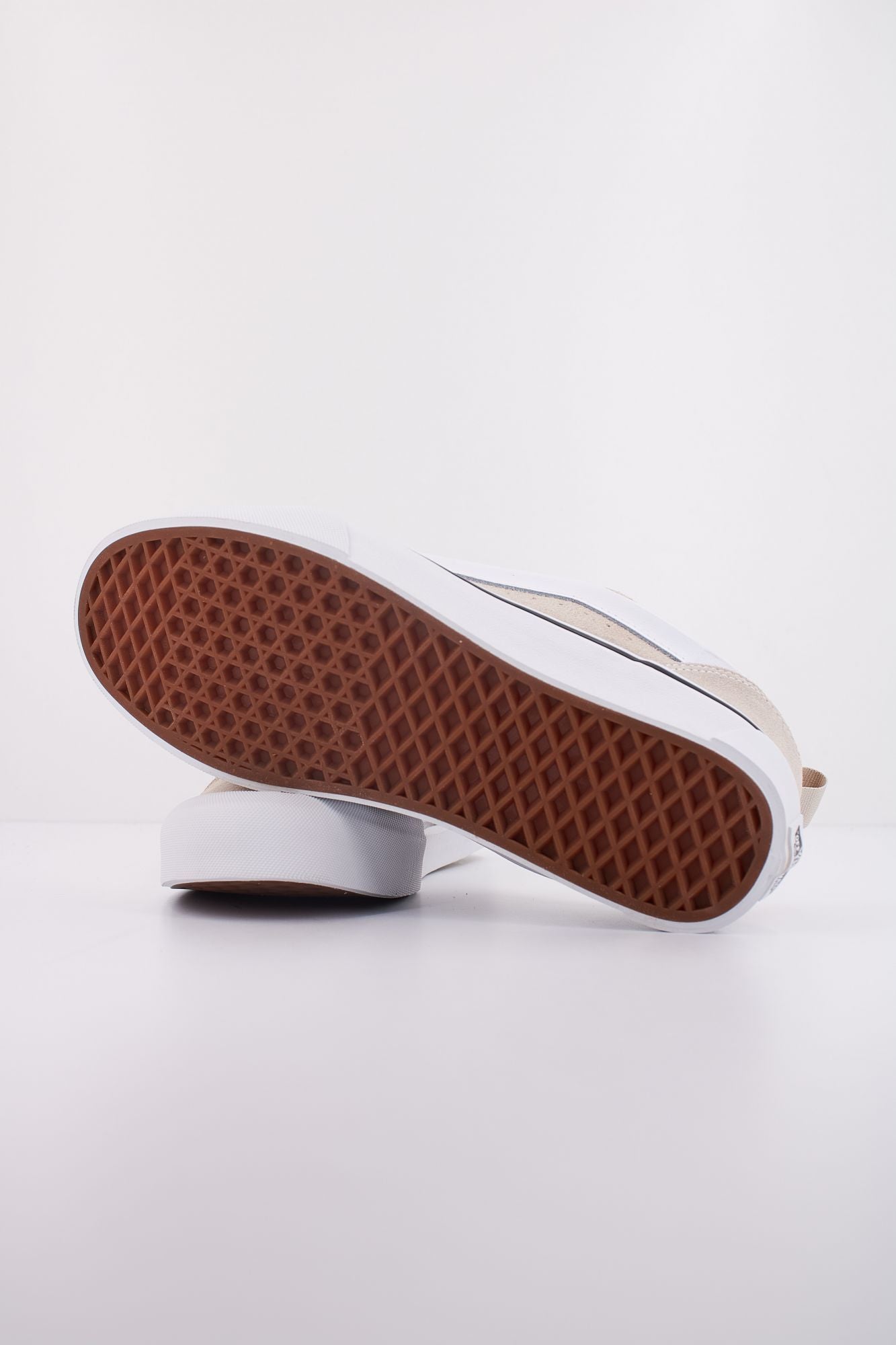 VANS KNU SKOOL en color MARRON CLARO (5)