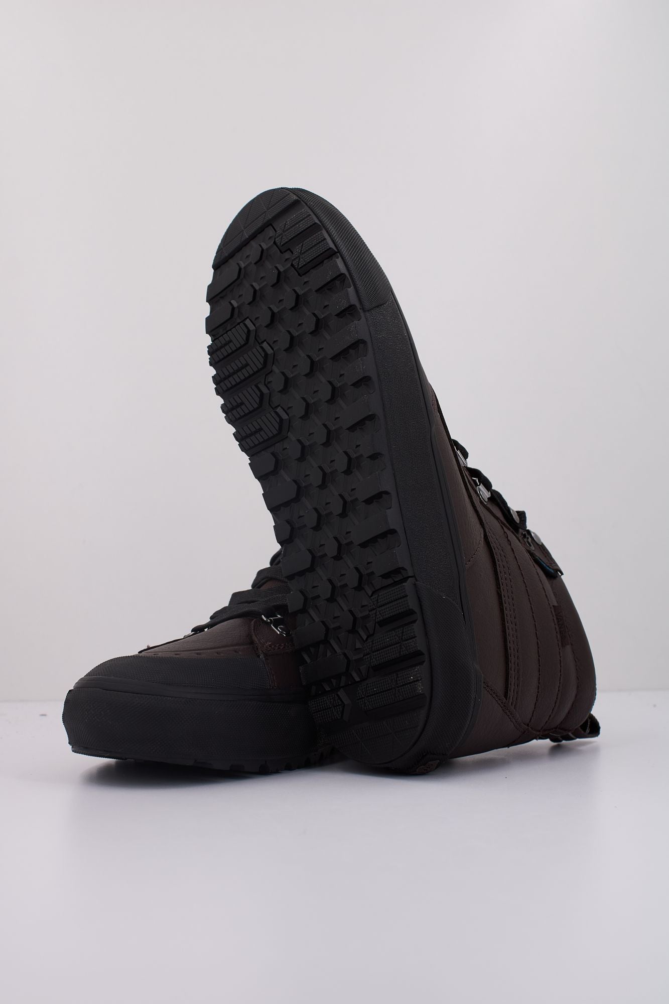 VANS MTE SK8-HI DR WATERPRO en color MARRON (5)