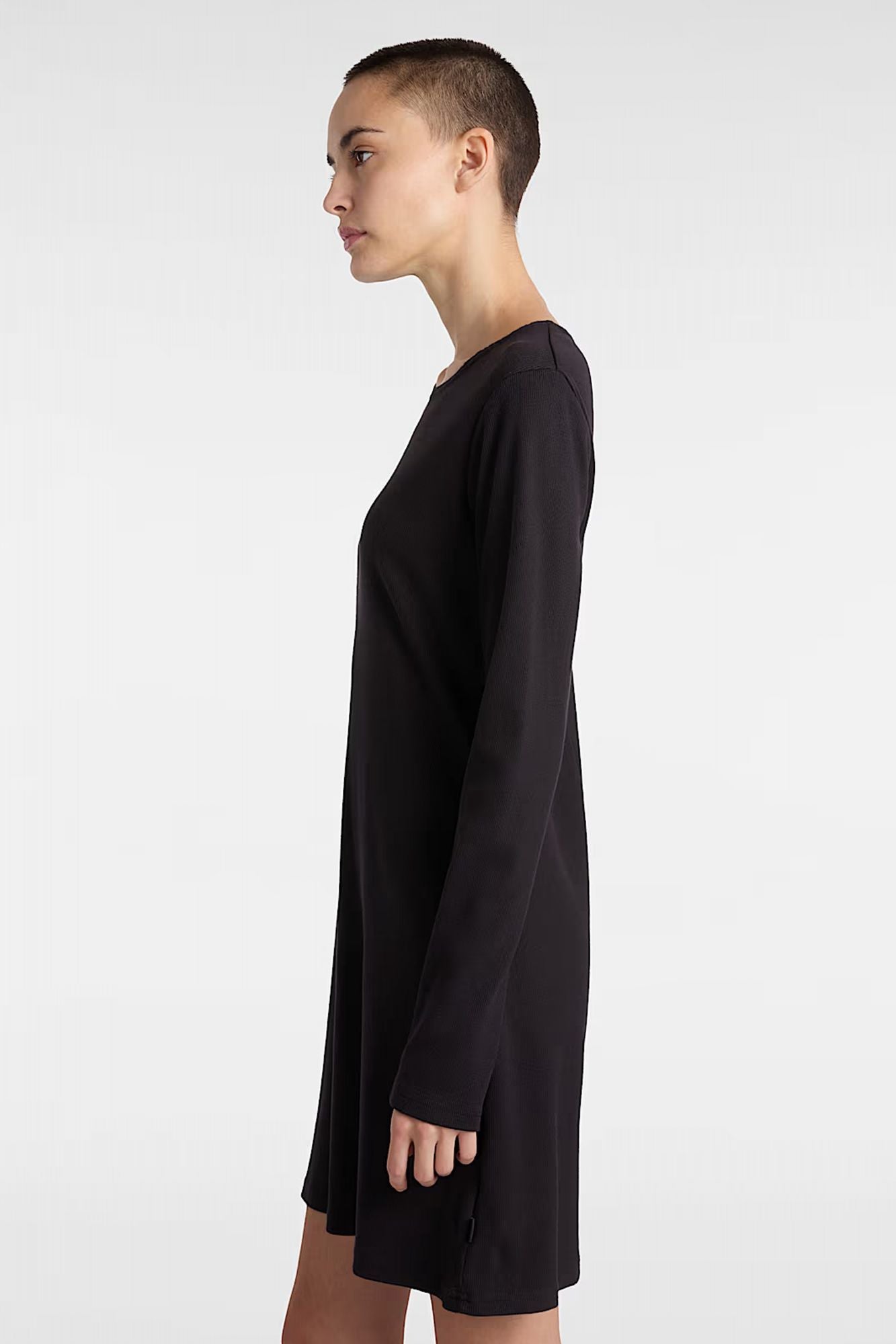 VANS DREW RIB LS DRESS en color NEGRO (4)