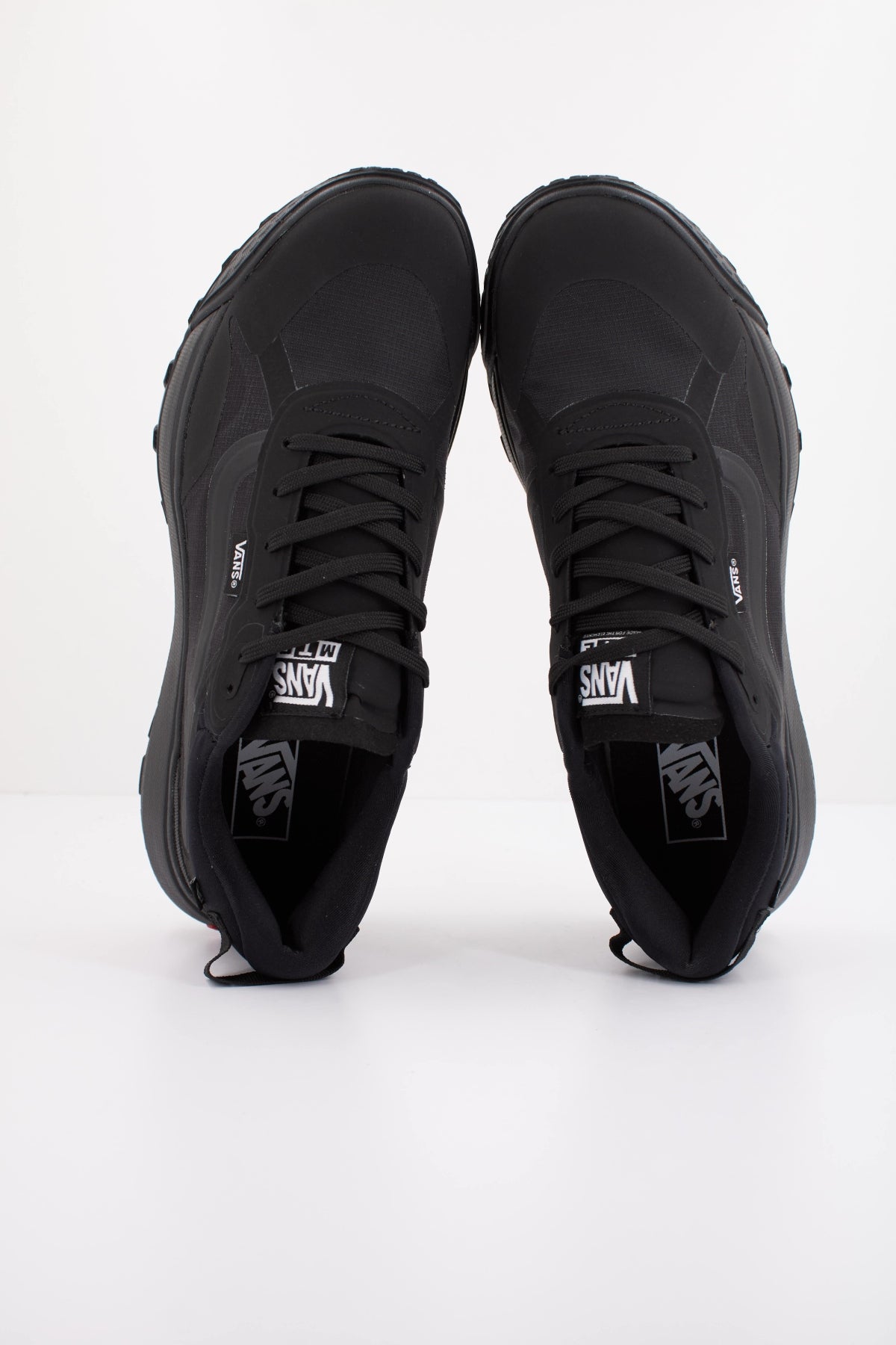 VANS MTE CROSSPATH en color NEGRO (3)