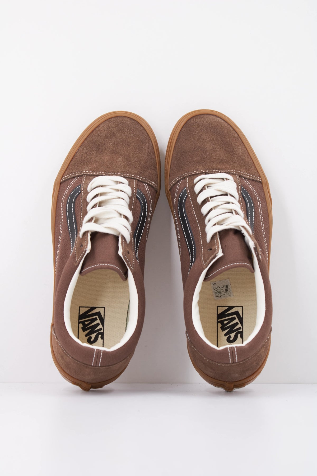 VANS OLD SKOOL GUM VNTCO en color MARRON (3)