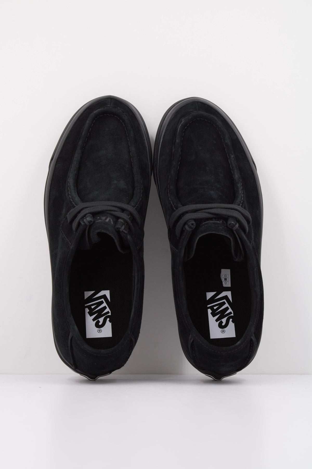 VANS VN000Z3XBKA1 LX CARVER LOW en color NEGRO (3)