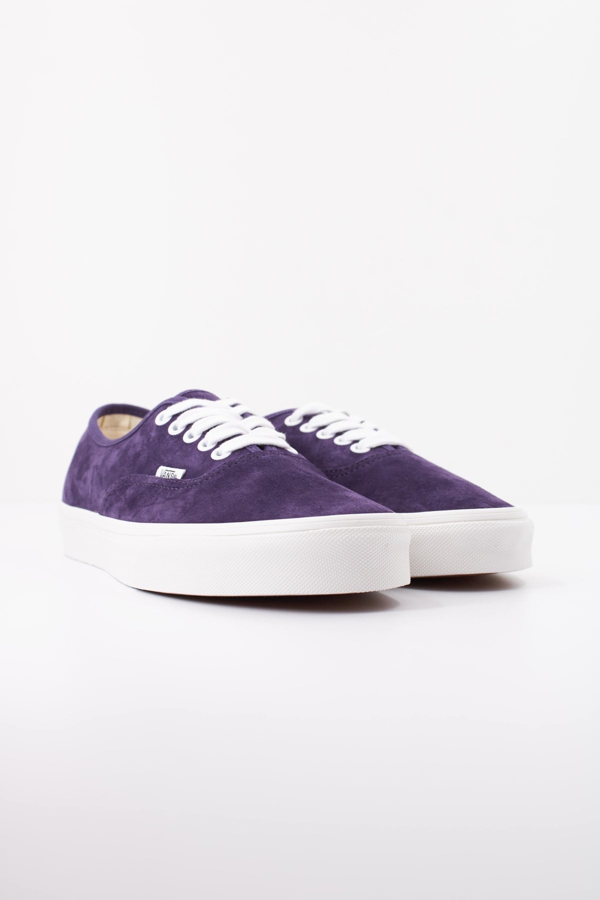 VANS VN000D7YGRE1 AUTHENTIC en color VIOLETA (2)