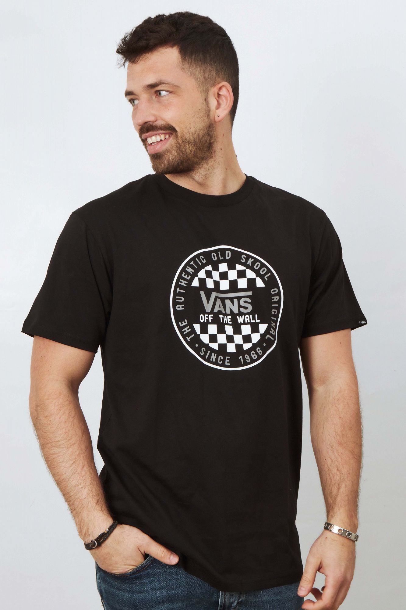 VANS OG CHECKER SS en color NEGRO (1)