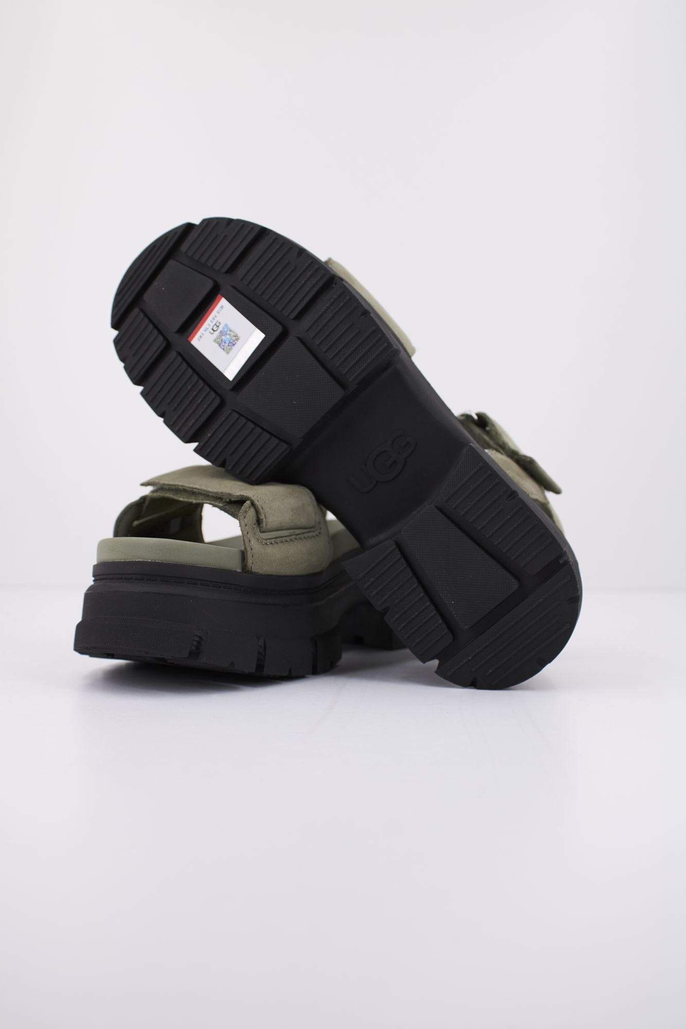 UGG W ASHTON ANKLE en color VERDE (4)