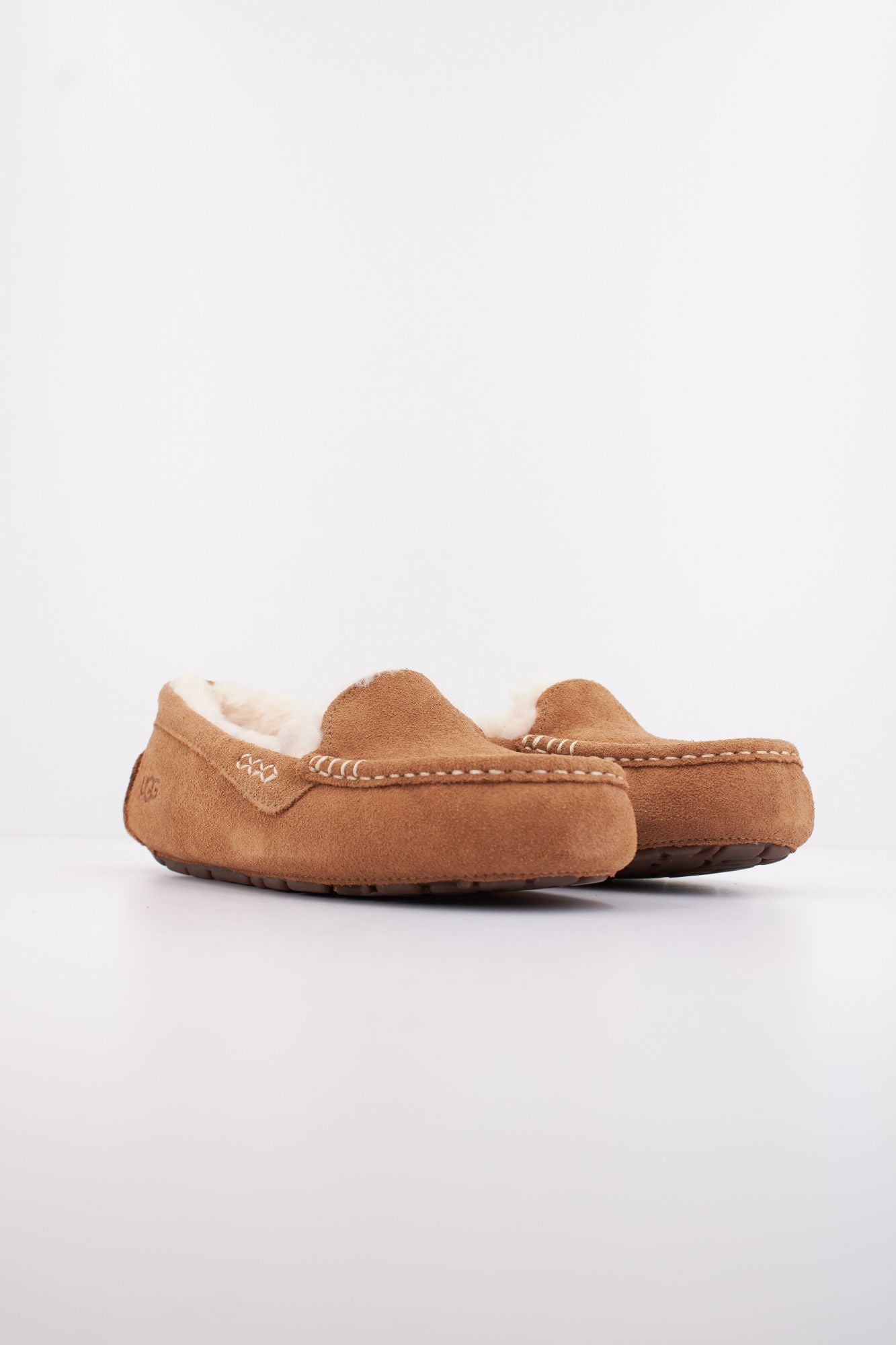 UGG W ANSLEY en color MARRON (2)