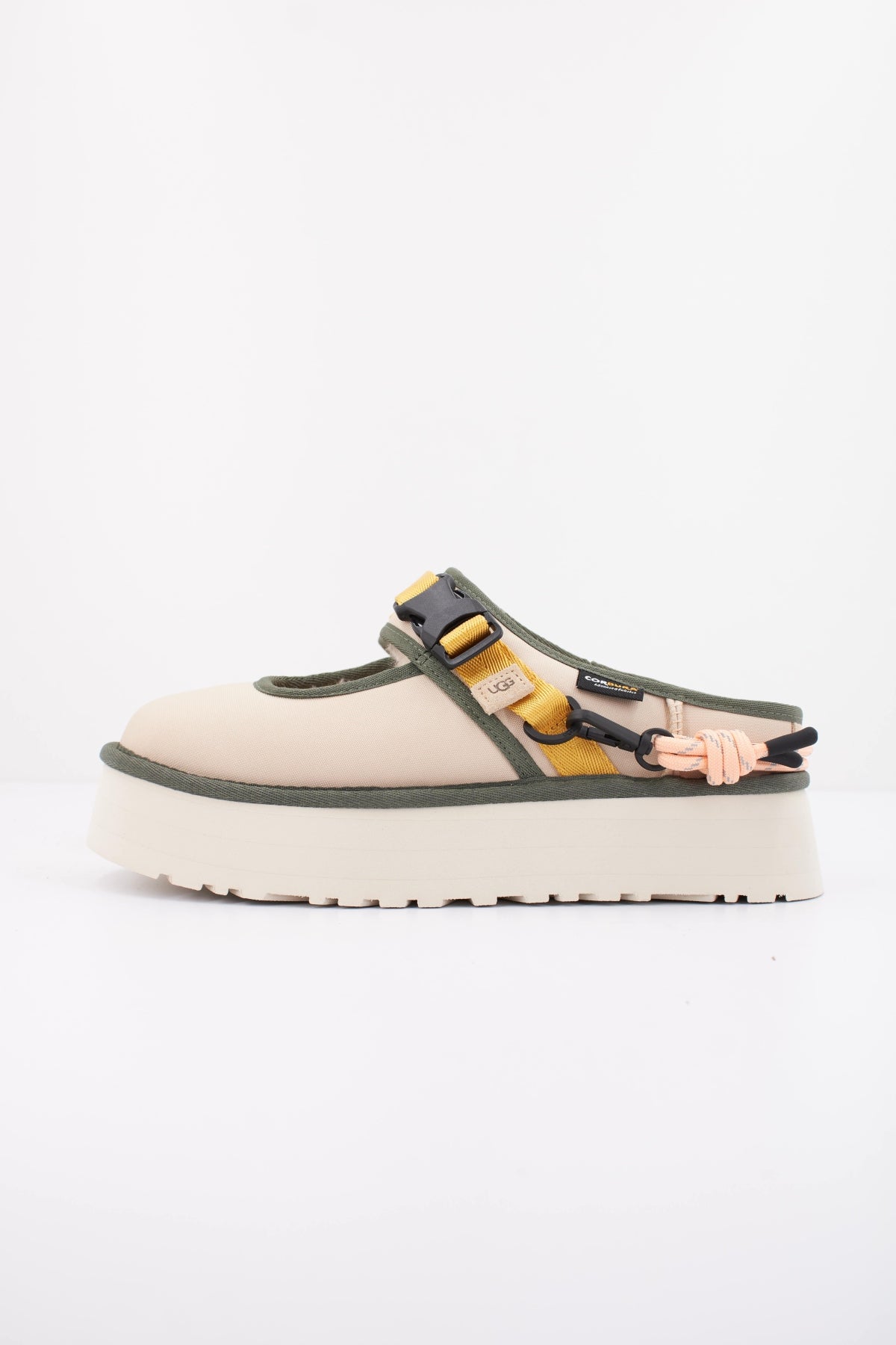 UGG BEA MARY JANE WILDWOOD en color BEIS (1)