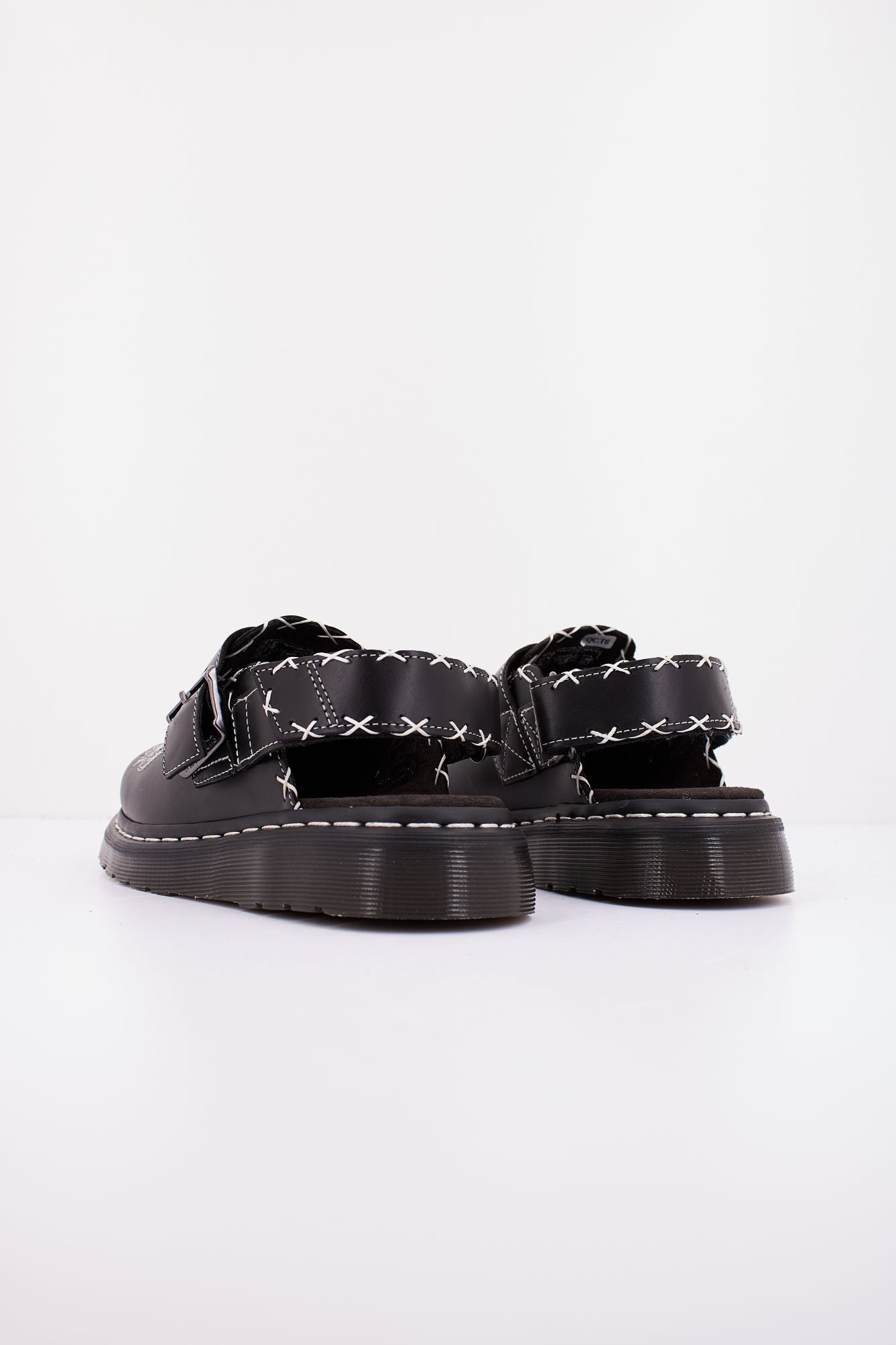 DR. MARTENS JORGE II GA en color NEGRO (3)