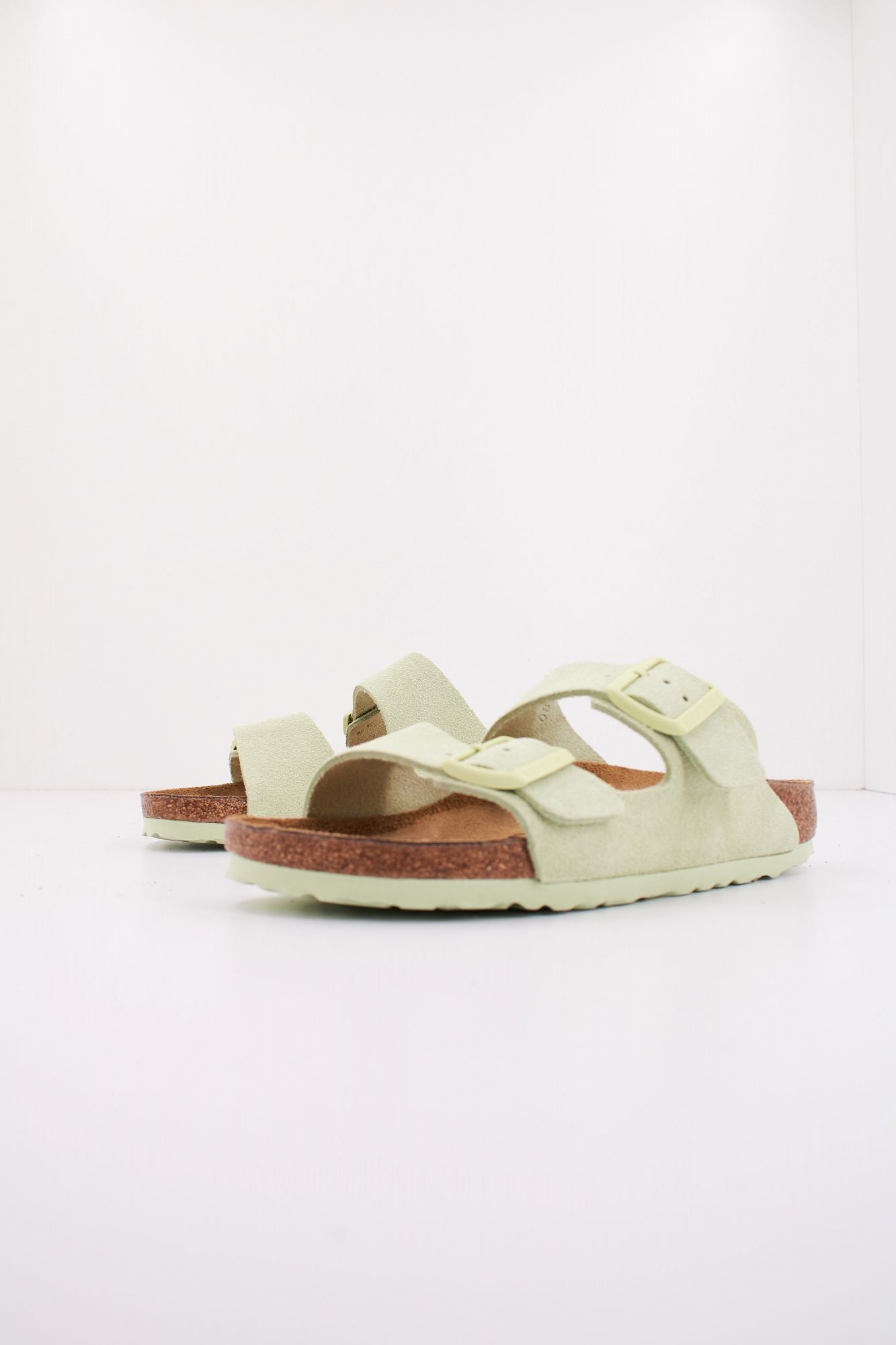 BIRKENSTOCK ARIZONA SUEDE LEATHER en color VERDE (2)