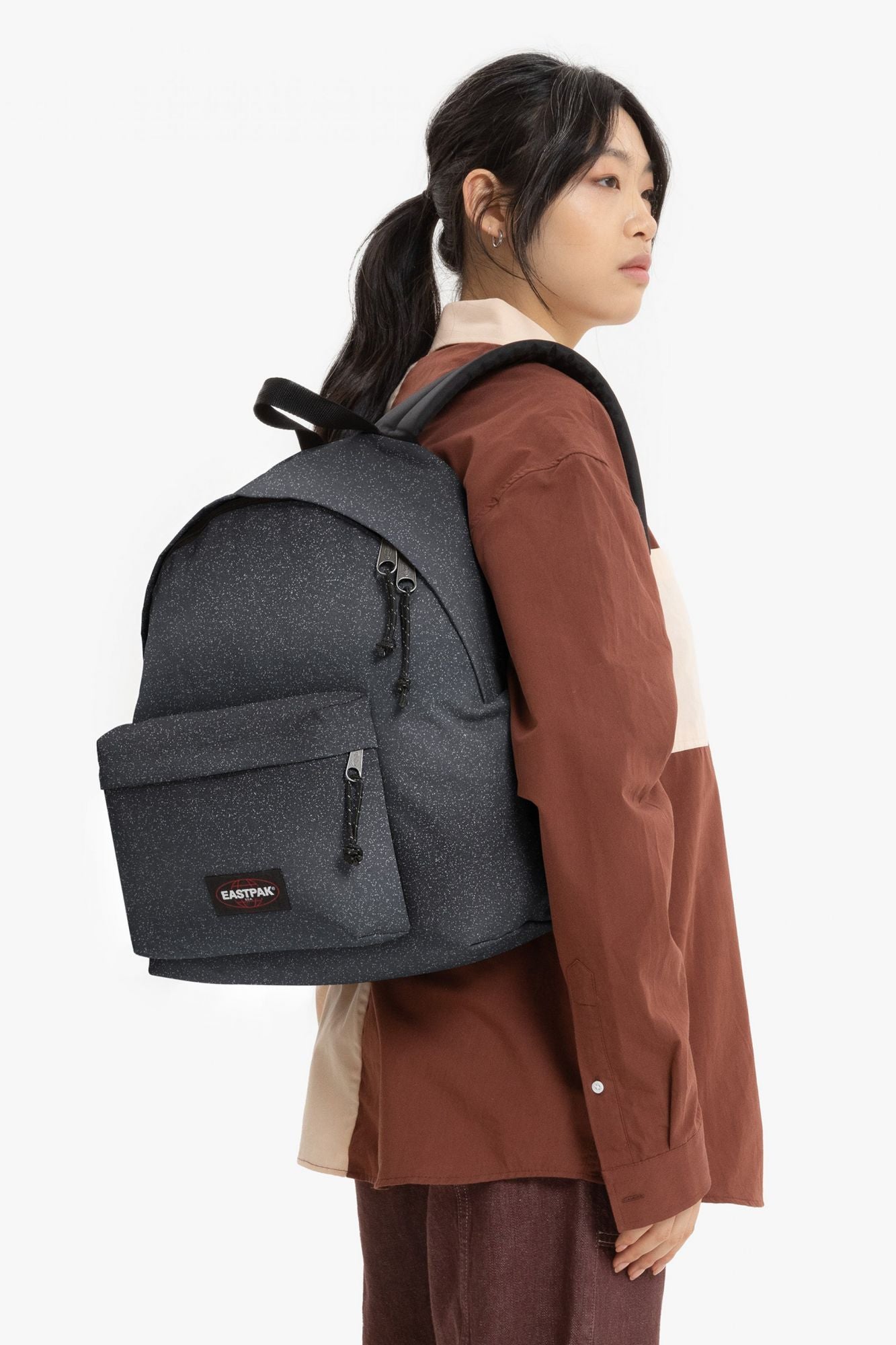 EASTPAK PADDED PAK'R en color GRIS (4)