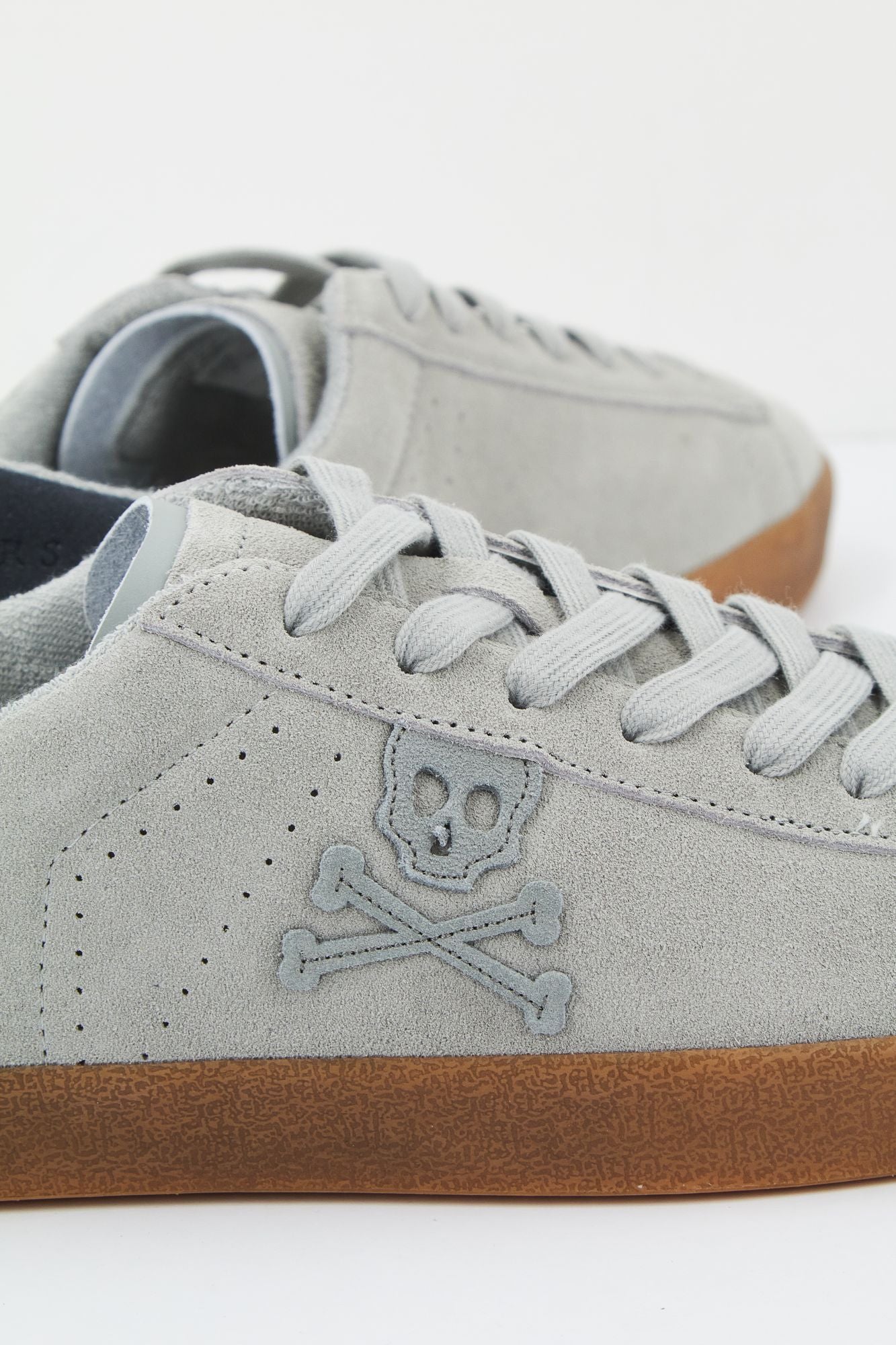 SCALPERS HENRY SUEDE en color GRIS (4)