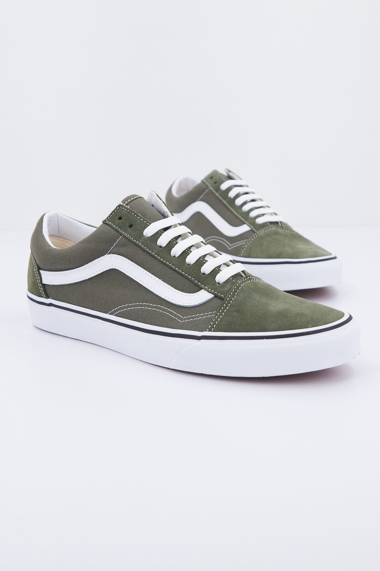 VANS UA OLD SKOOL en color VERDE (2)