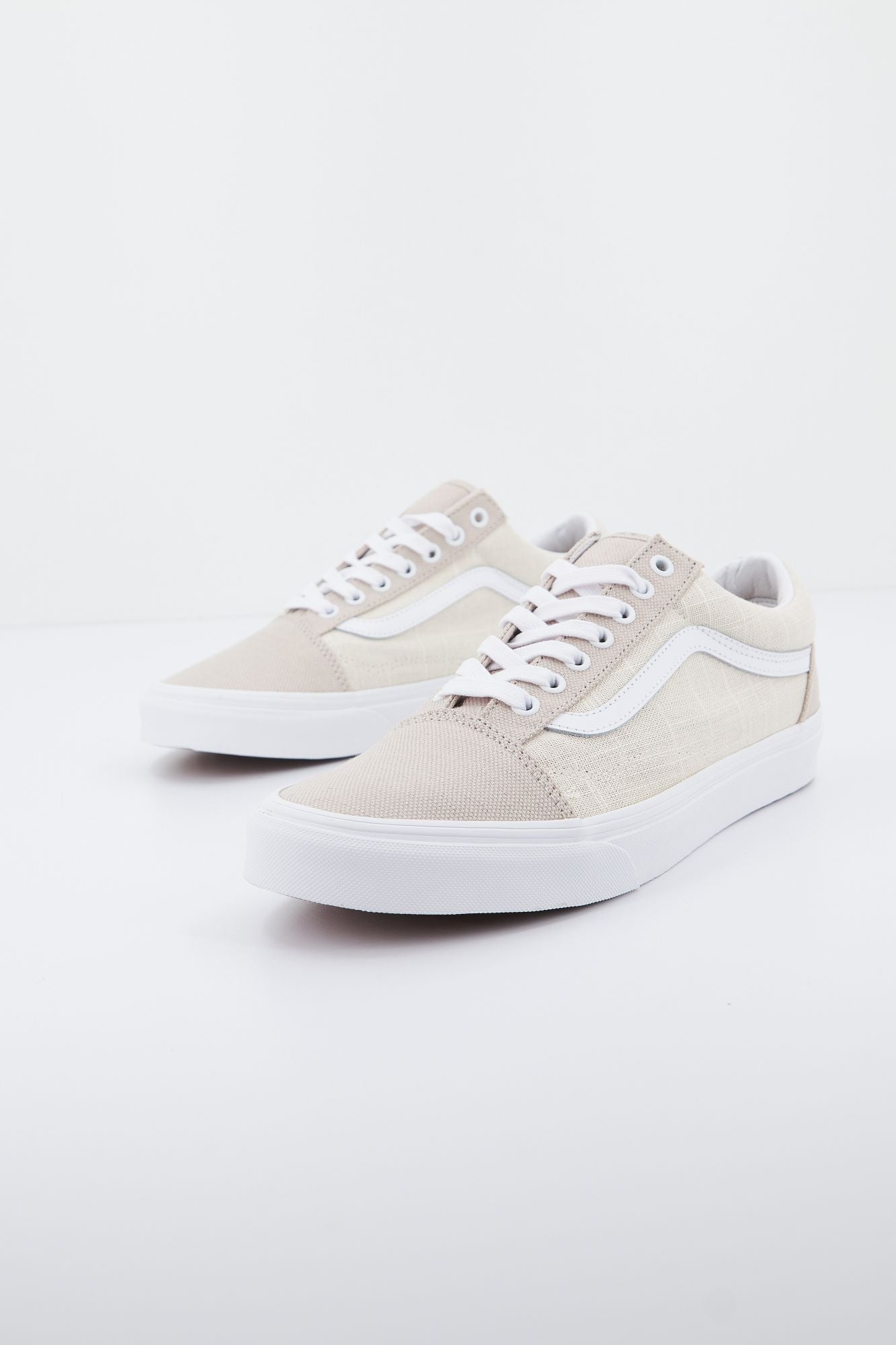 VANS OLD SKOOL en color BEIS (2)
