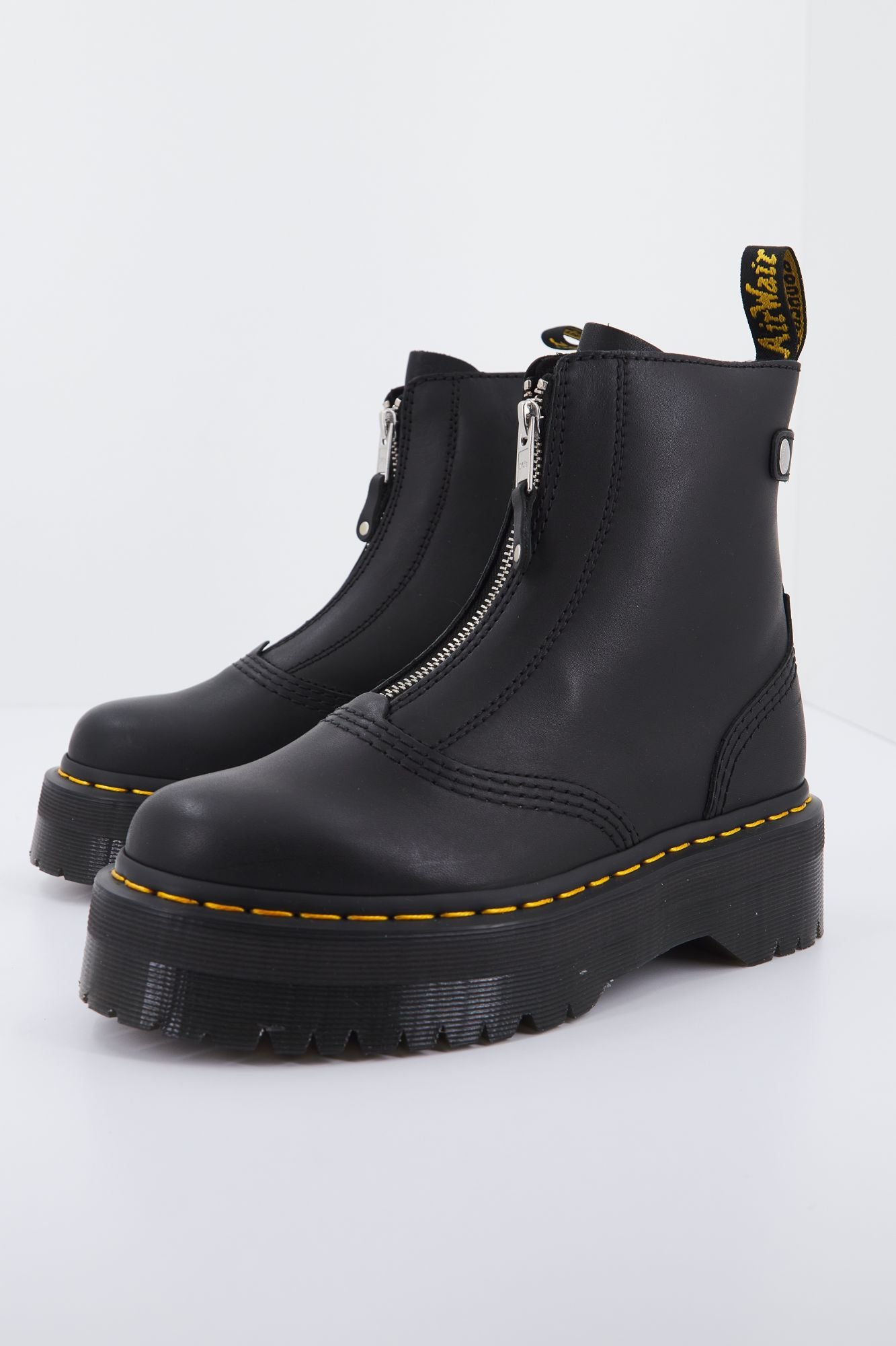 DR. MARTENS  JETTA SENDAL en color NEGRO (1)