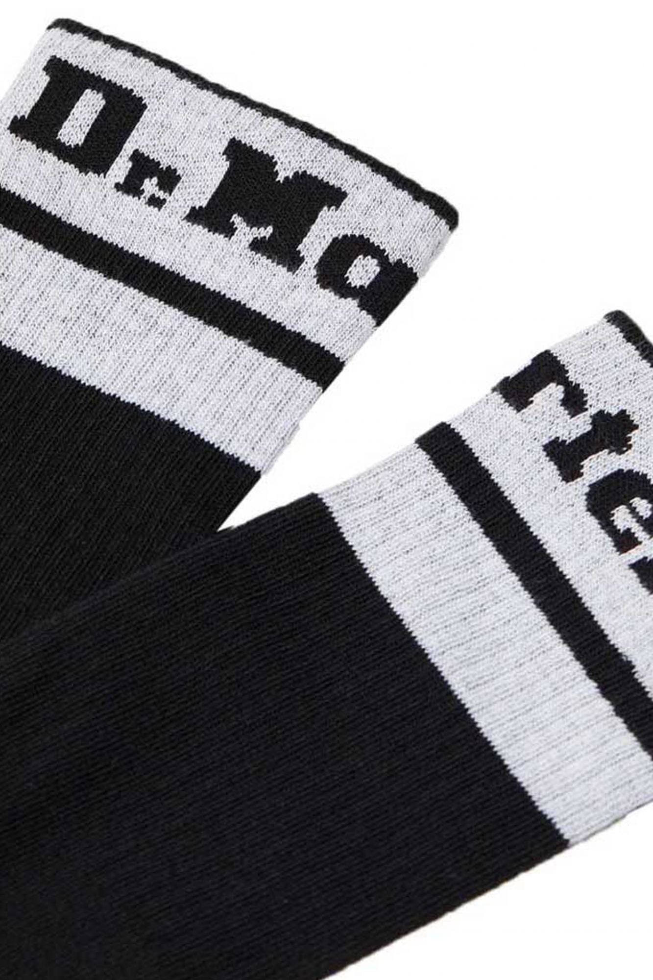 DR. MARTENS  ATHLETIC LOGO SOCK en color NEGRO (2)