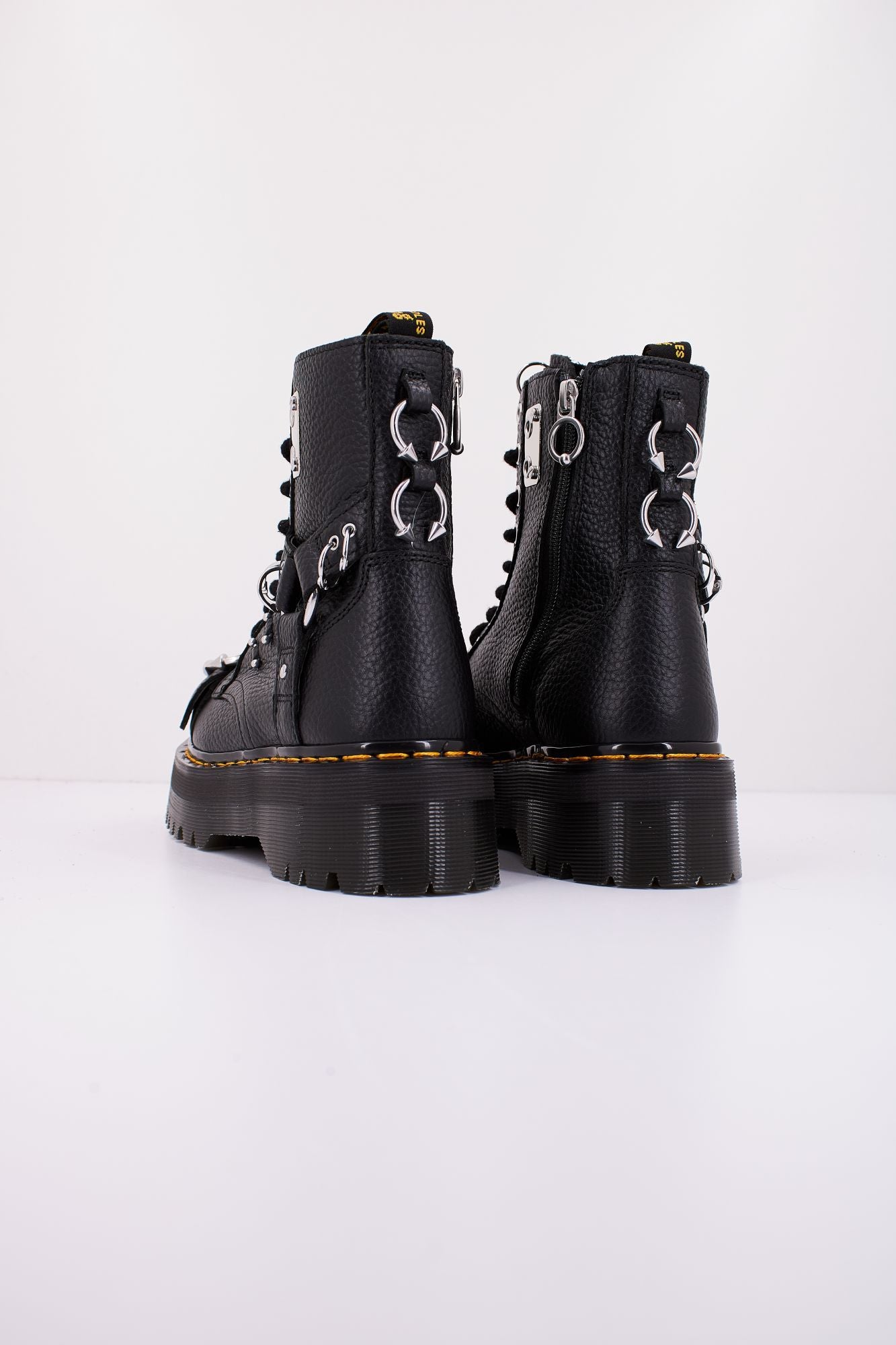 DR. MARTENS JADON HDW en color NEGRO (3)