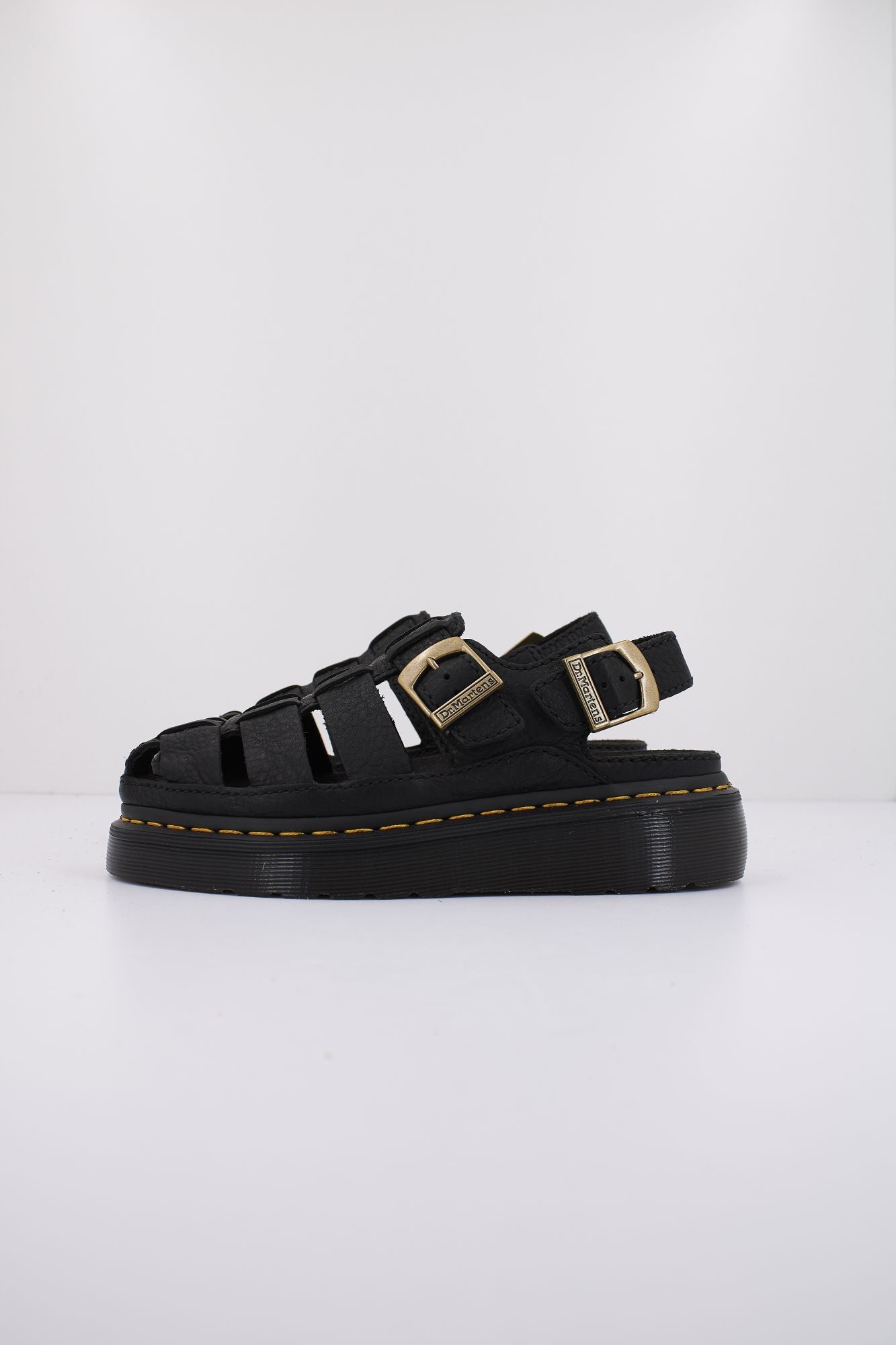 DR. MARTENS DM WRENLIE en color NEGRO (1)