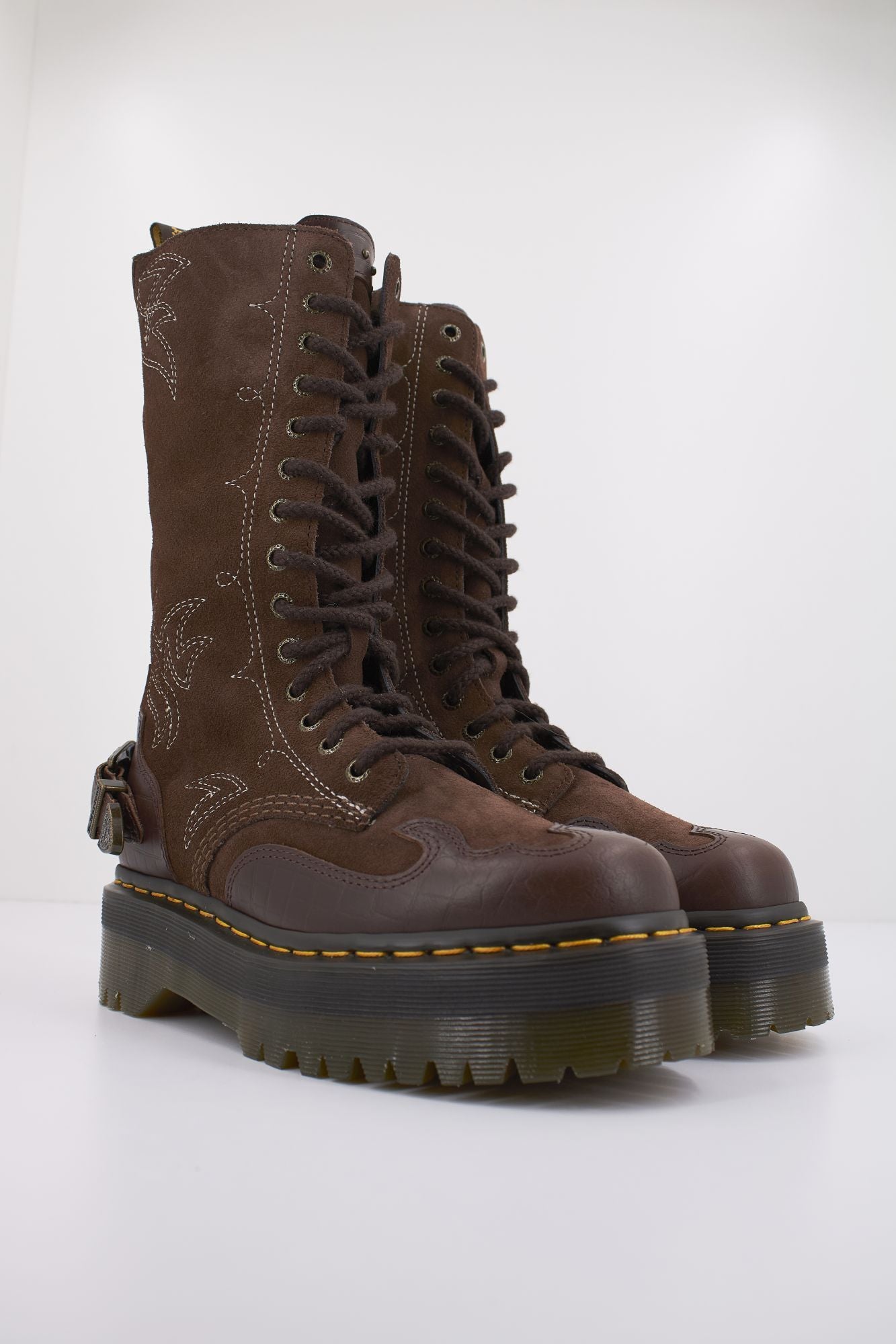 DR. MARTENS 1B99 QUAD GA en color MARRON (2)