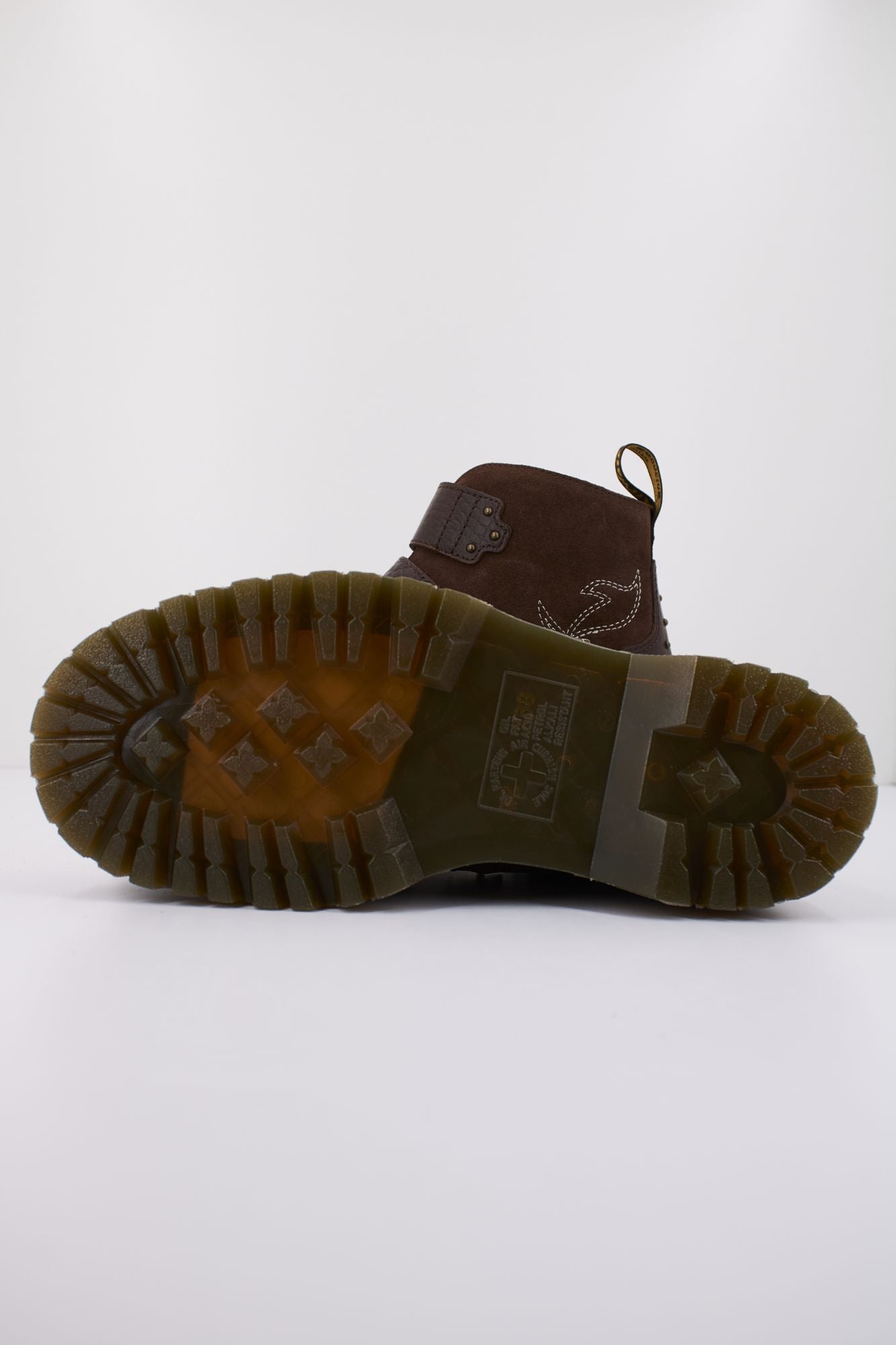 DR. MARTENS  DEVON GA en color MARRON (4)